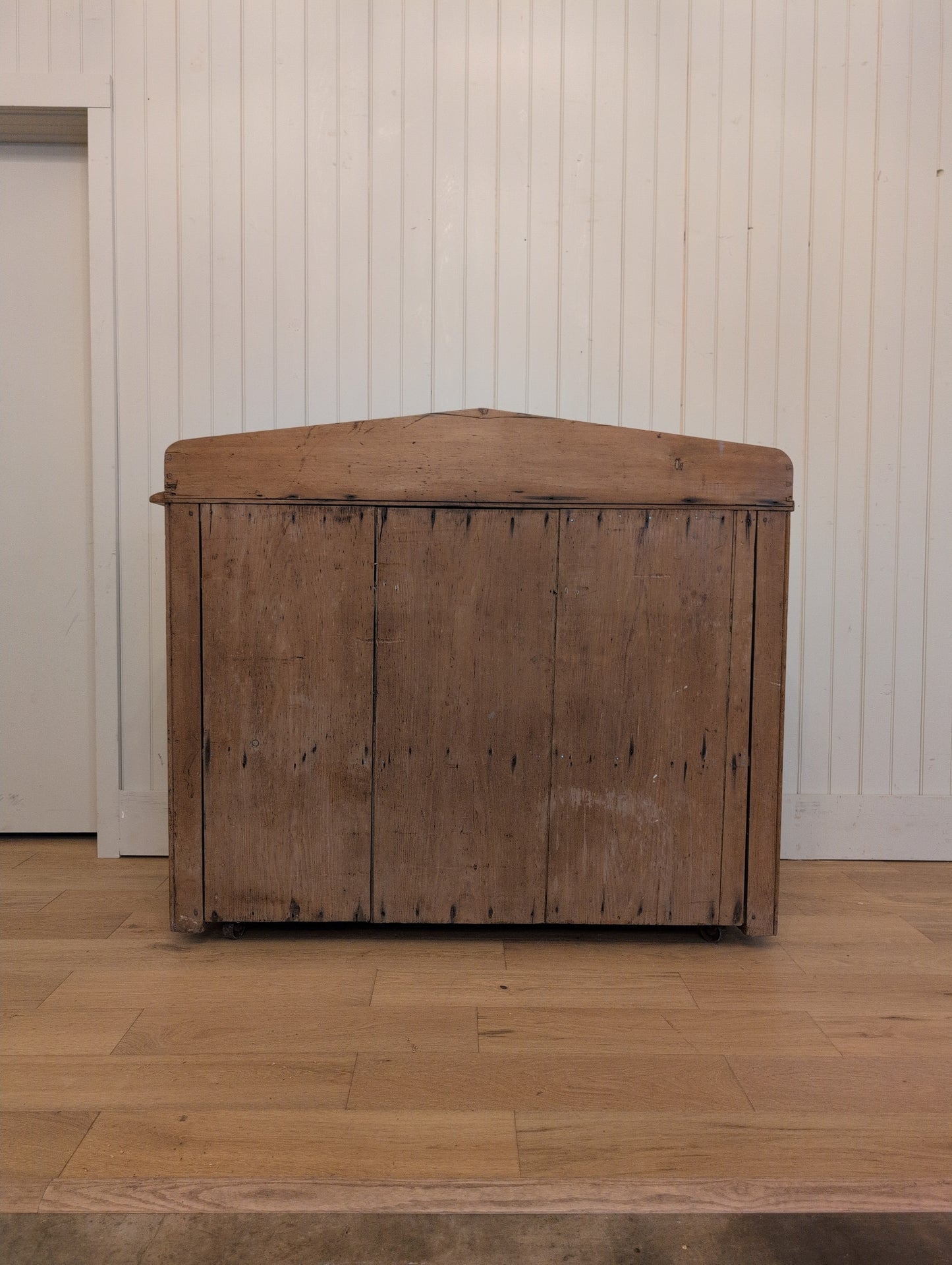 Arched Door Pine Sideboard