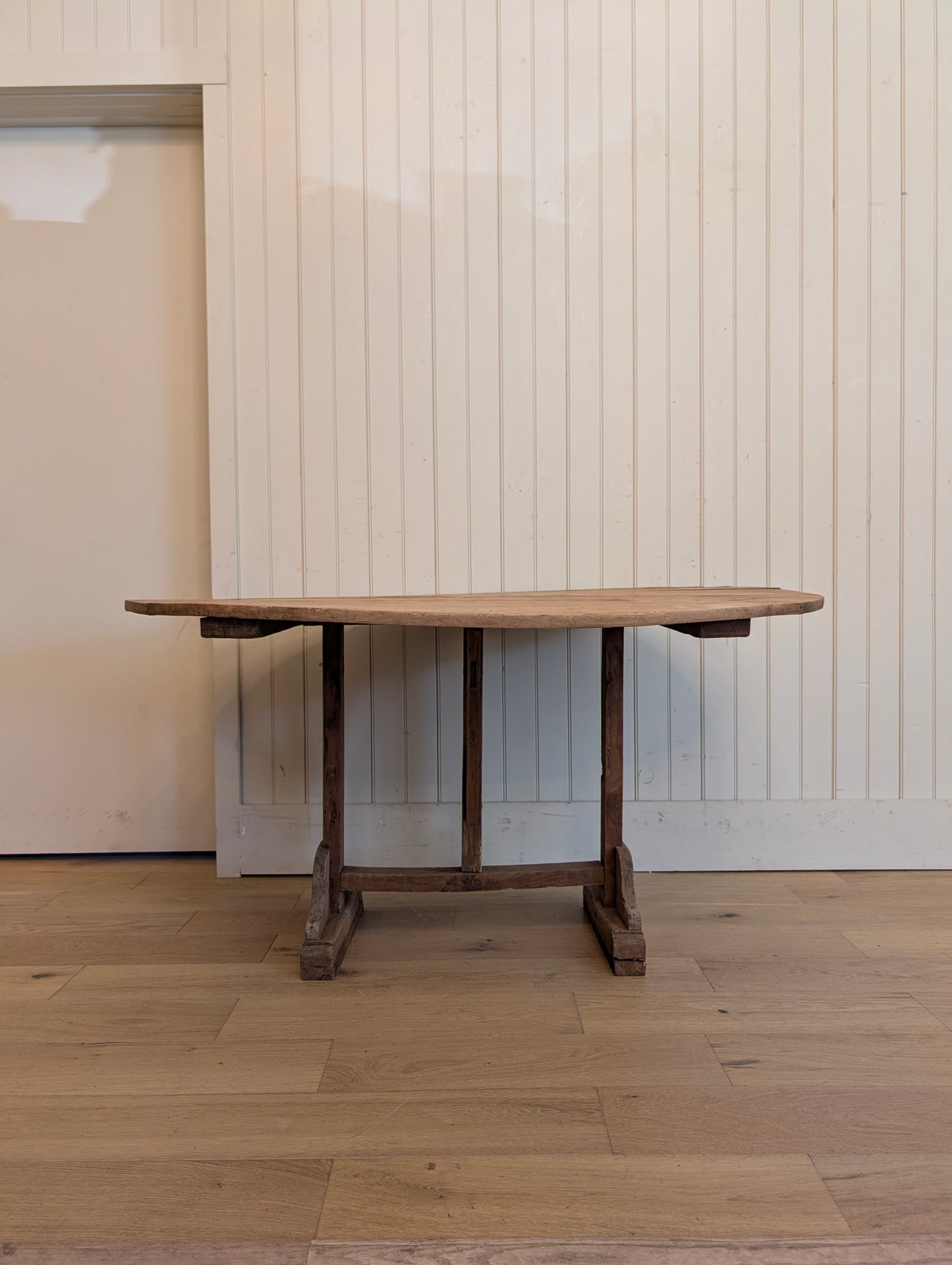 Oblong French Vineyard Table