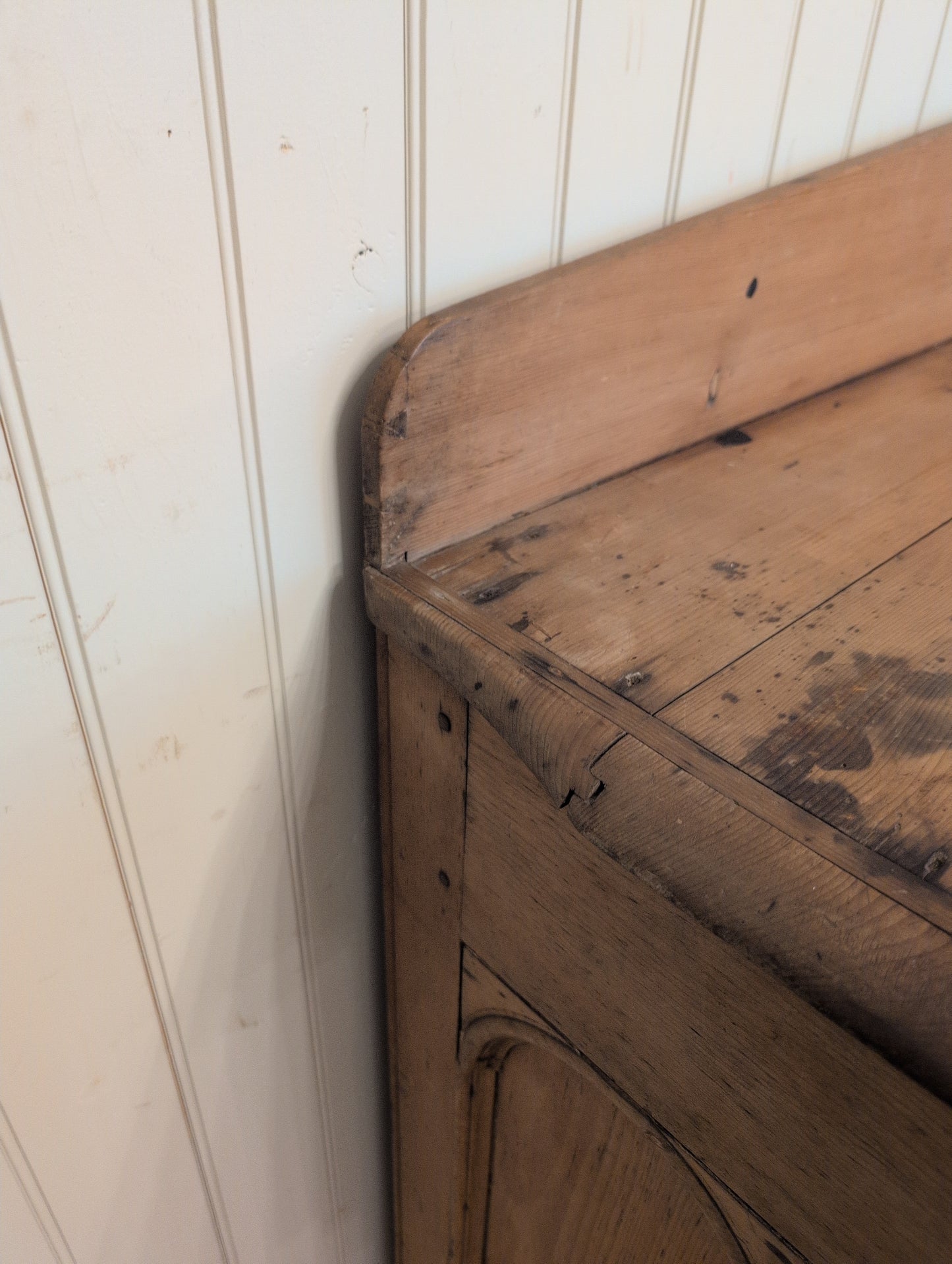 Arched Door Pine Sideboard