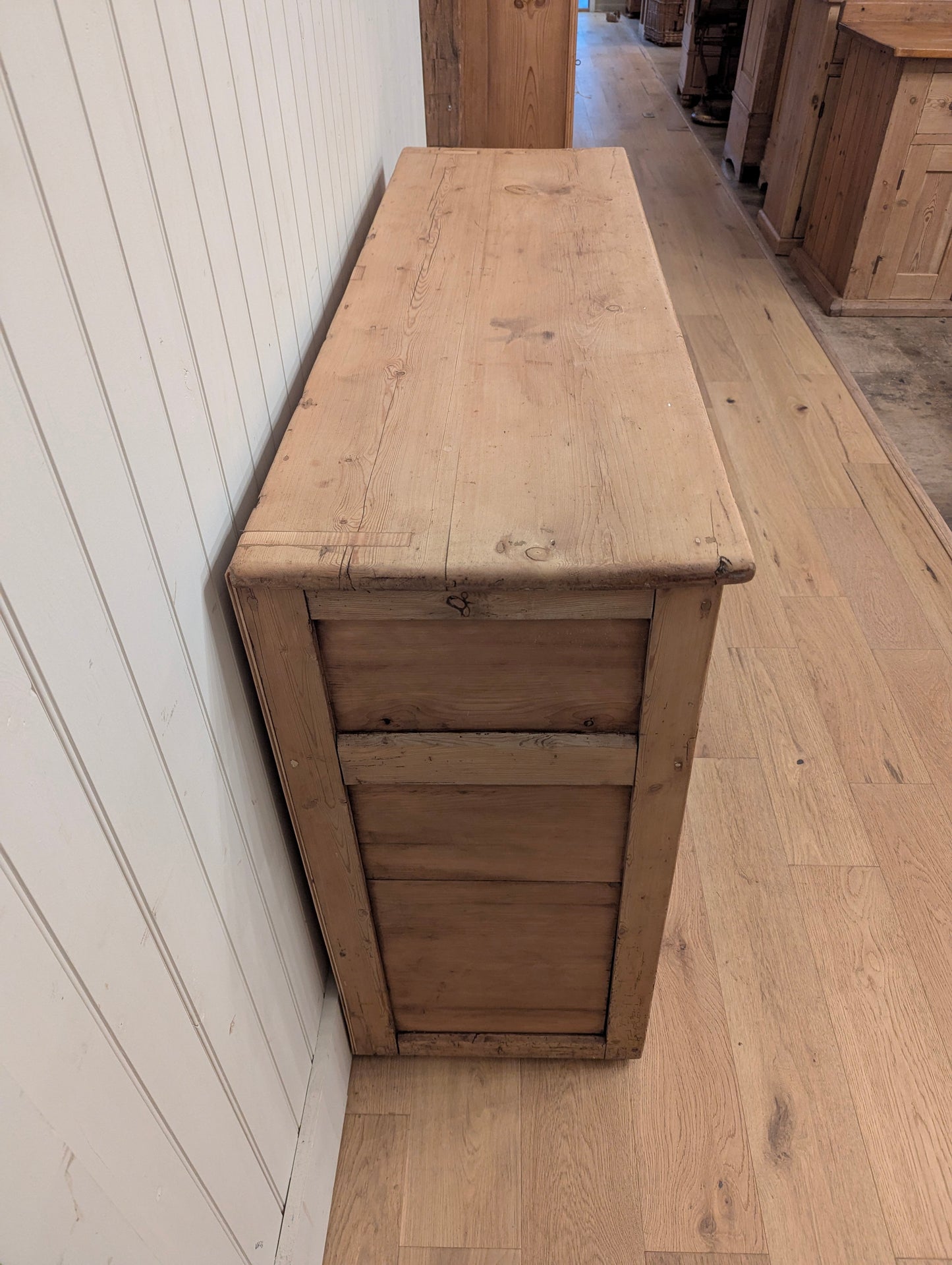 Stout Pine 2 Door Cupboard