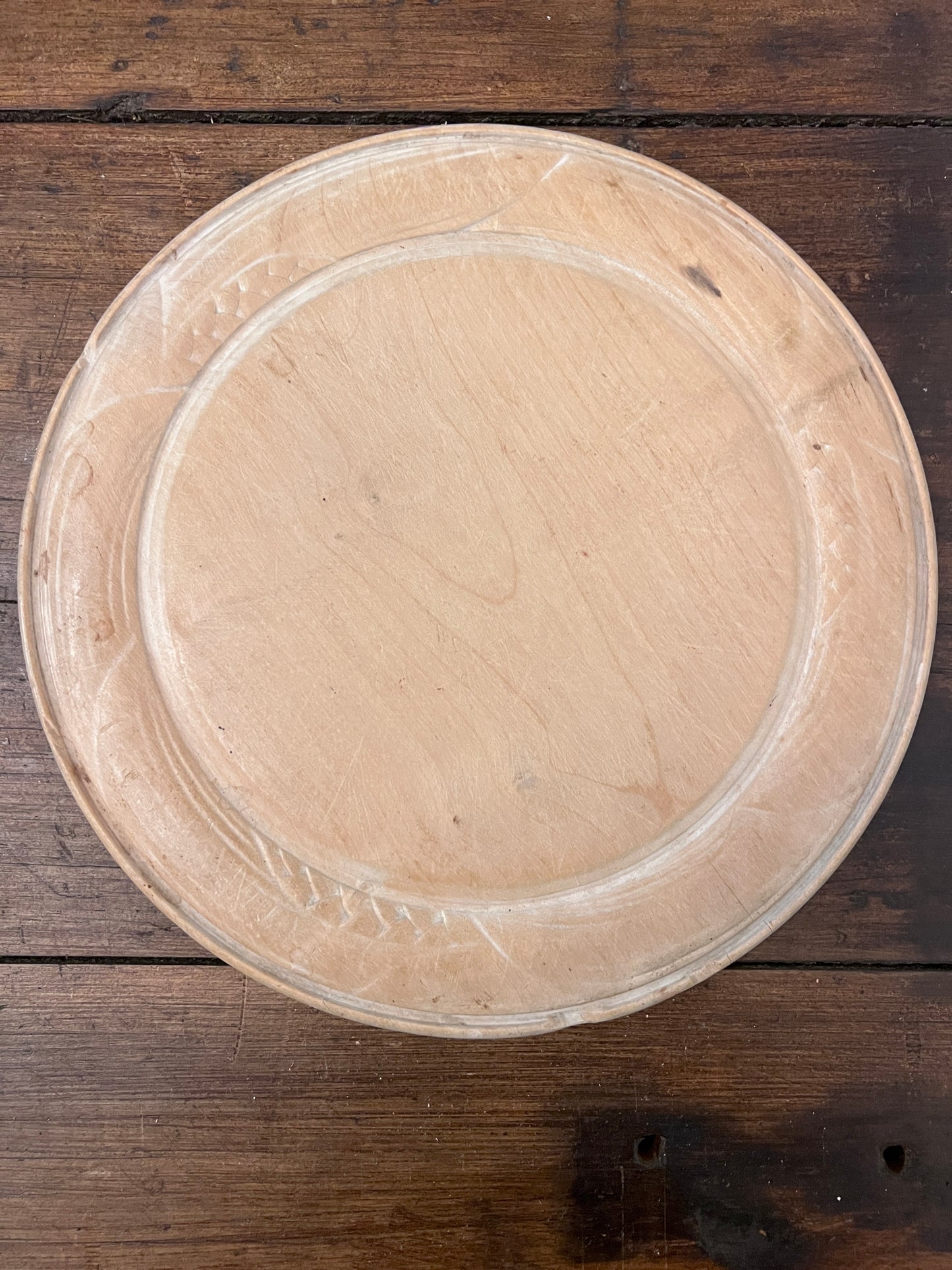 English Carved Breadboard
