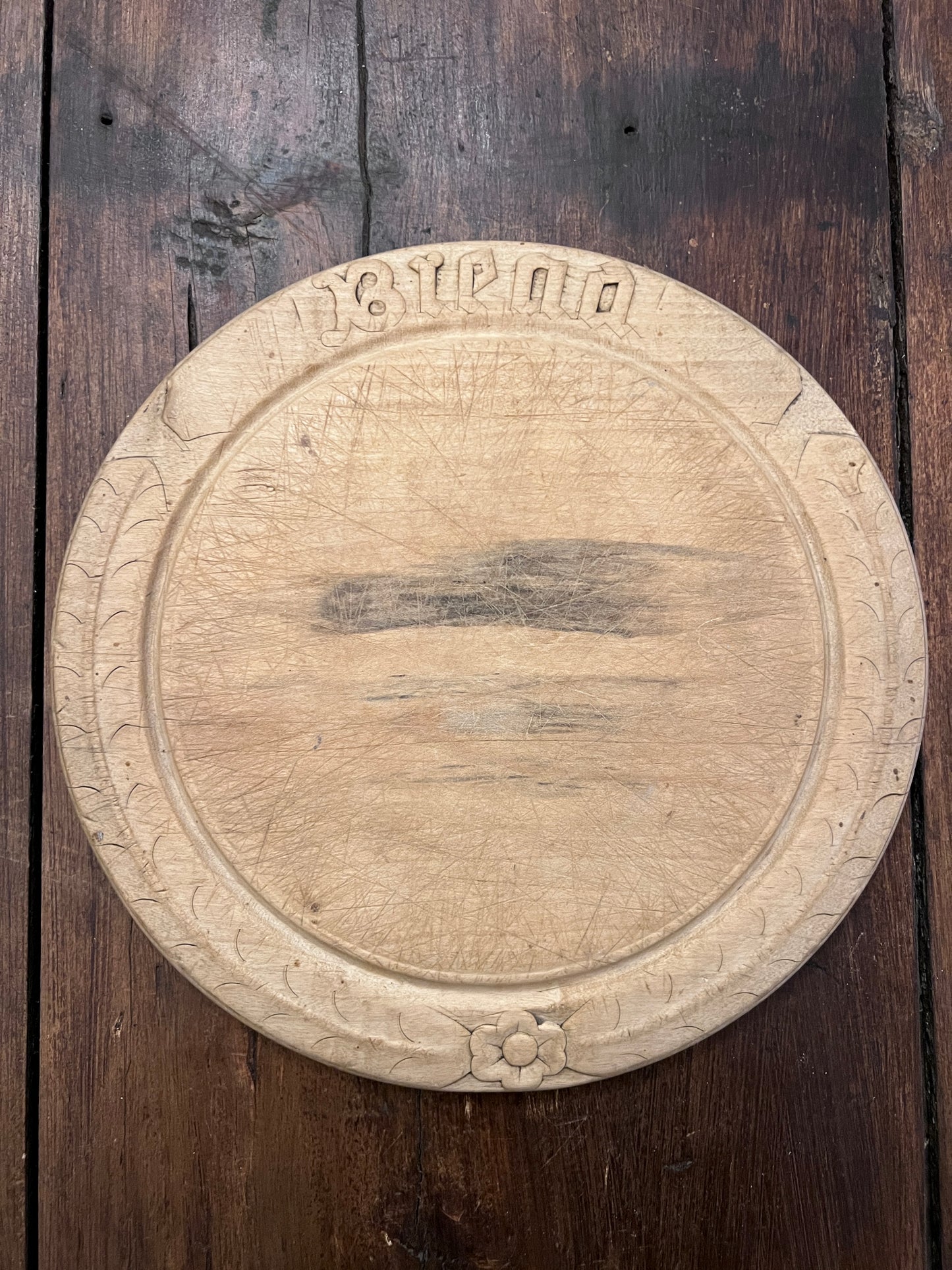English Carved Breadboard