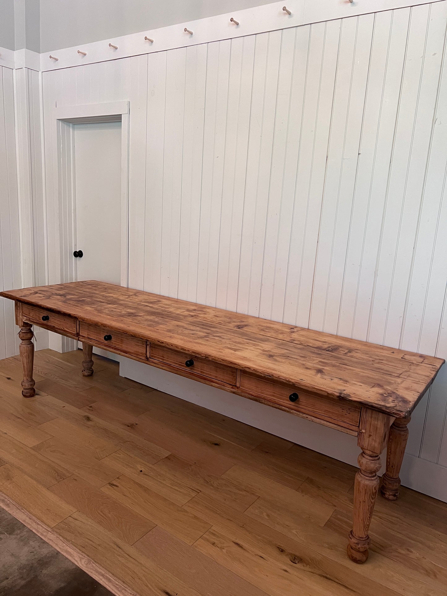 9ft English Pine Table