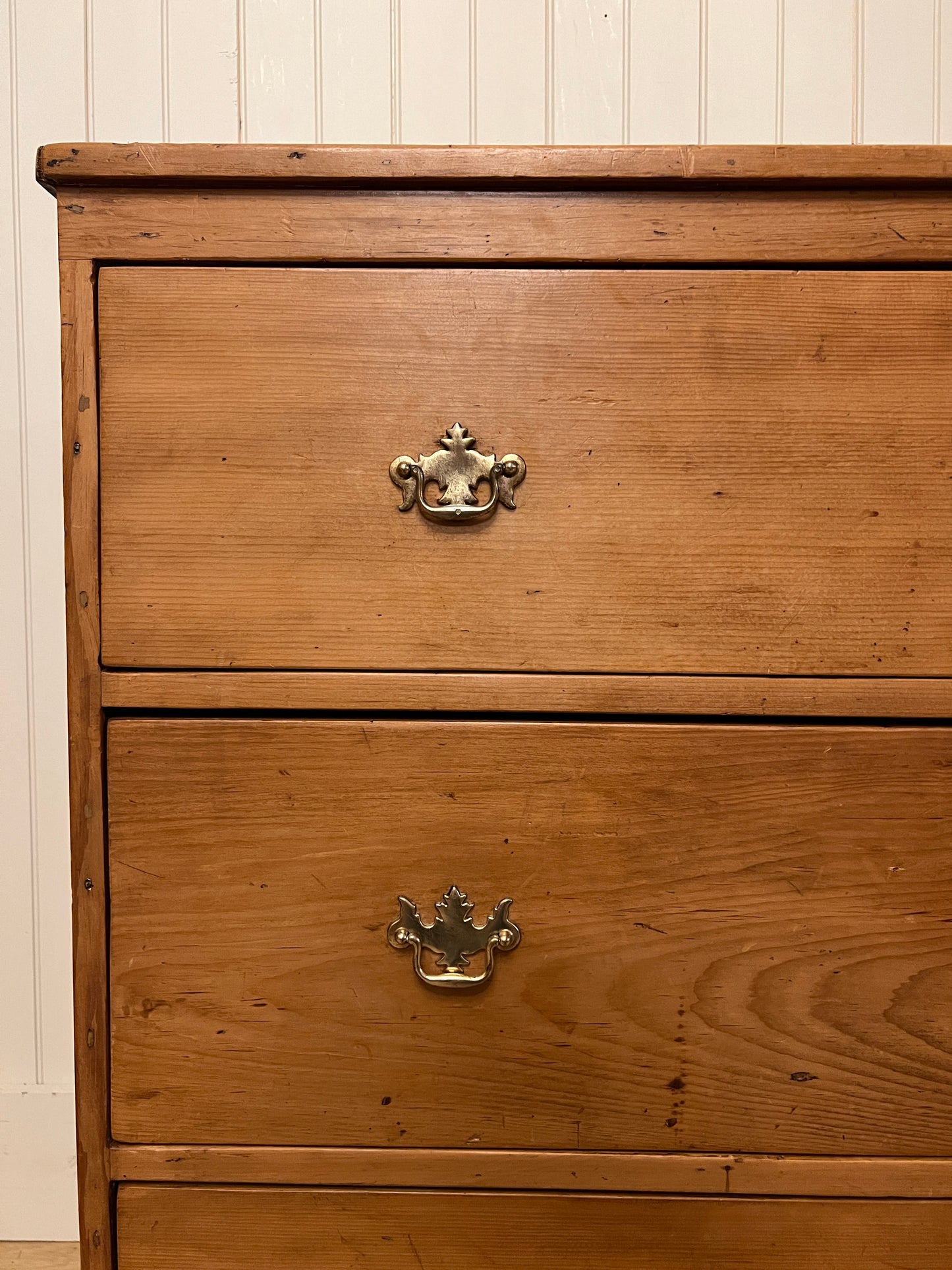 English 3 Drawer Chest