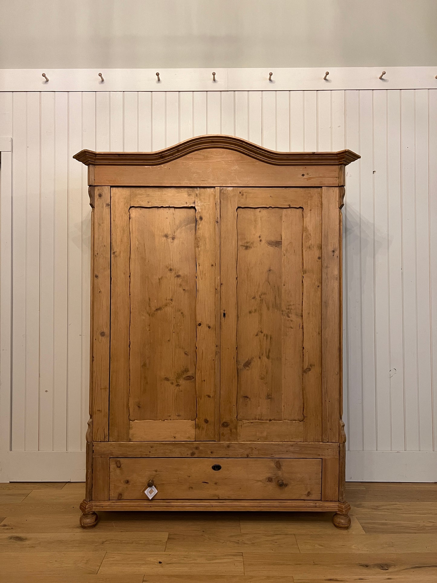 Arch Top Double Door Wardrobe