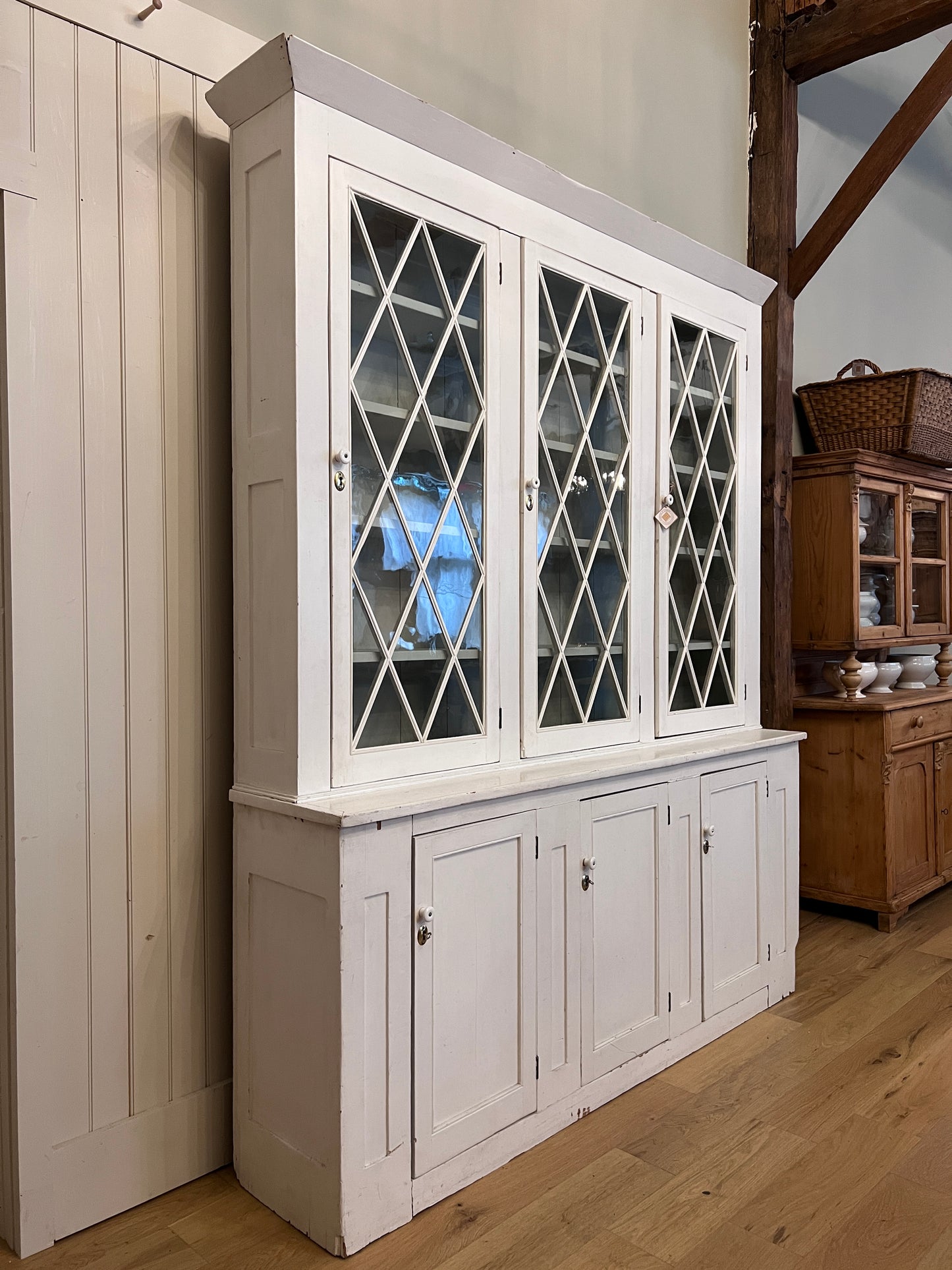 Diamond Pane Window Hutch