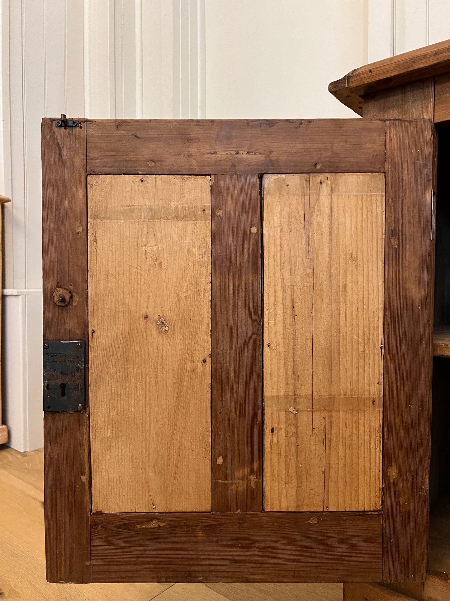 Arts and Crafts Pine Sideboard