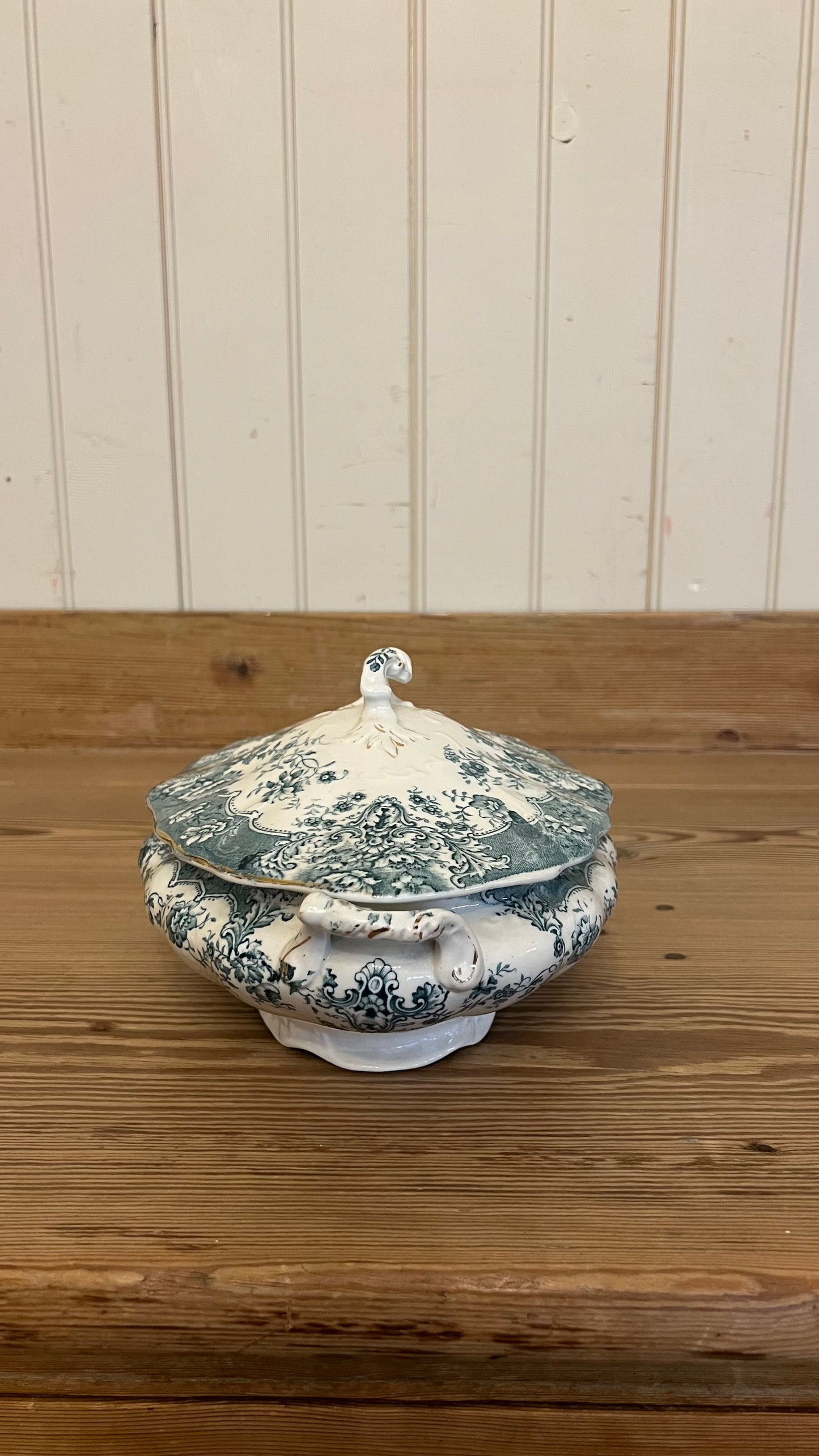 Ruskin Green Transfer Tureen w/ Lid