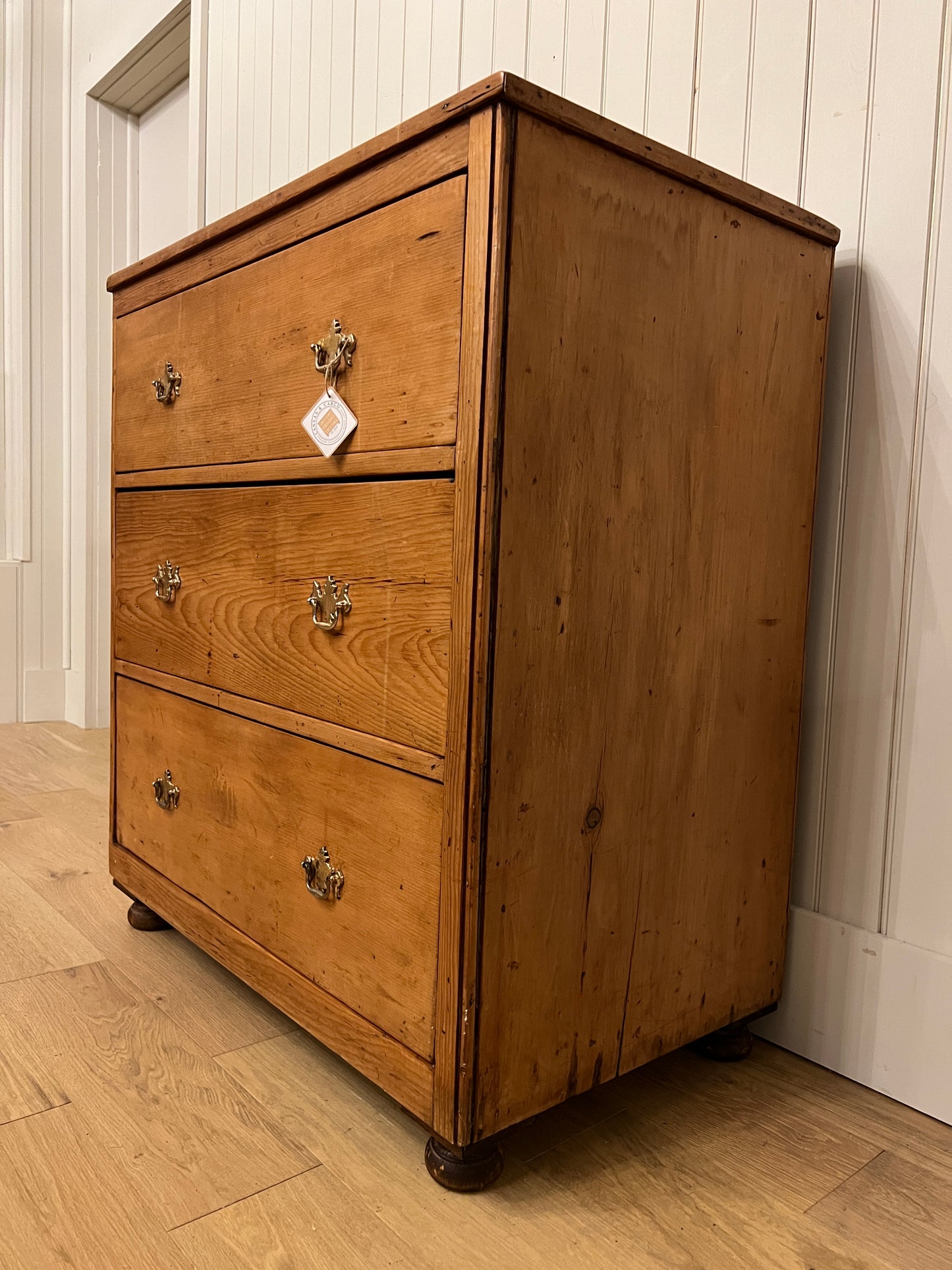 English 3 Drawer Chest