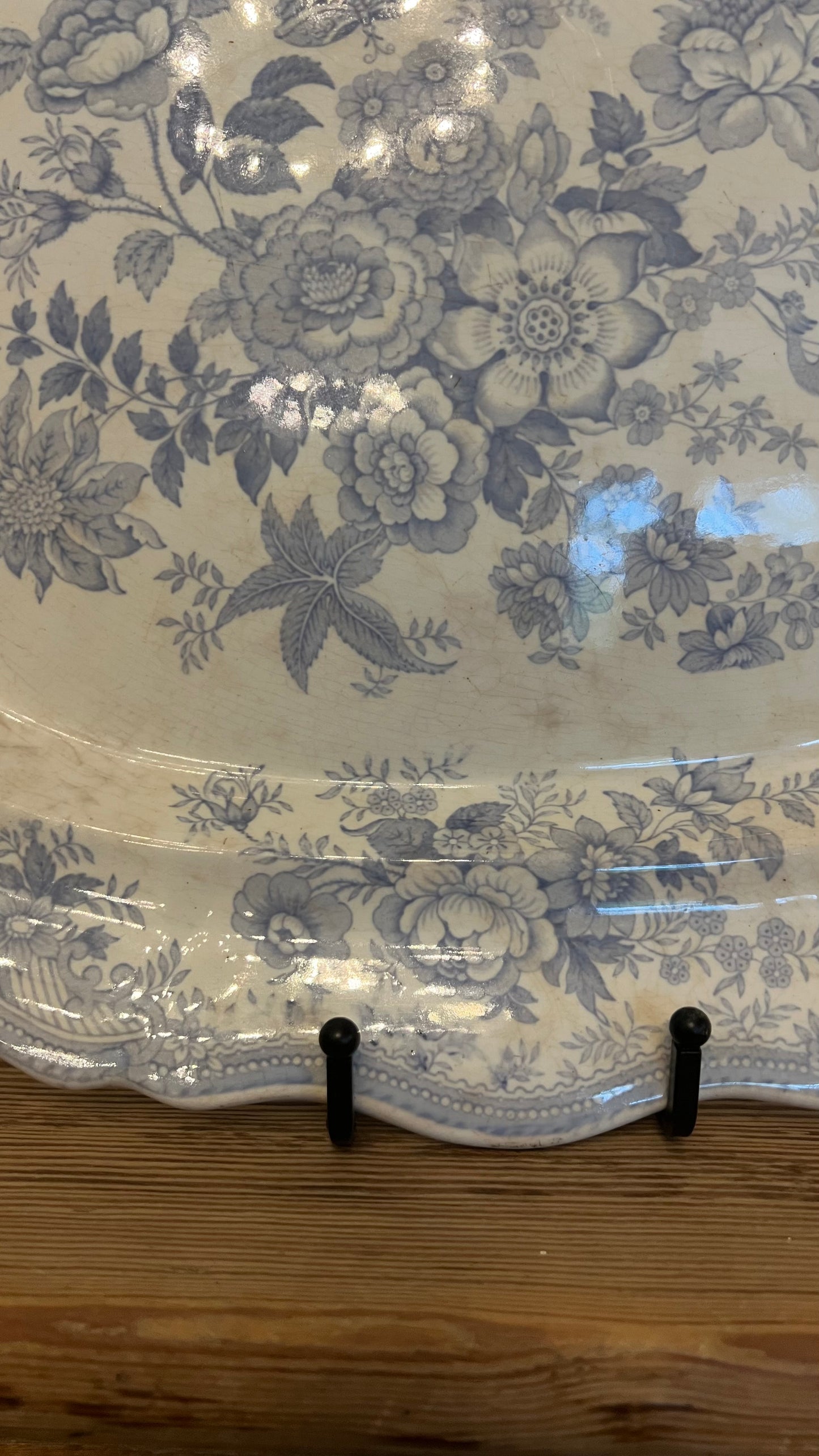 Asiatic Pheasant XL Scalloped Platter