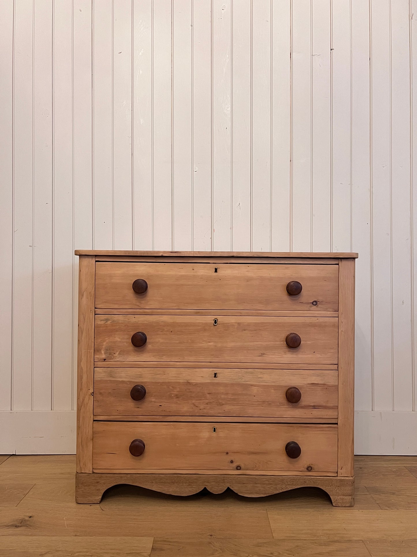 Pine Chest of 4 Drawers