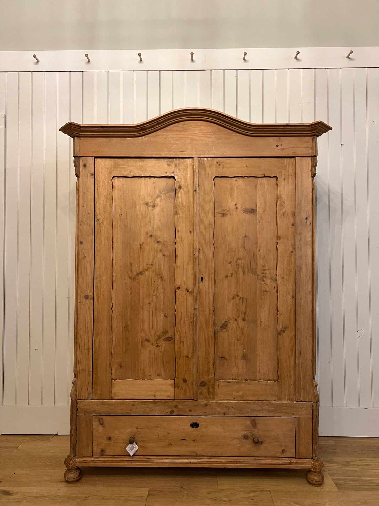 Arch Top Double Door Wardrobe