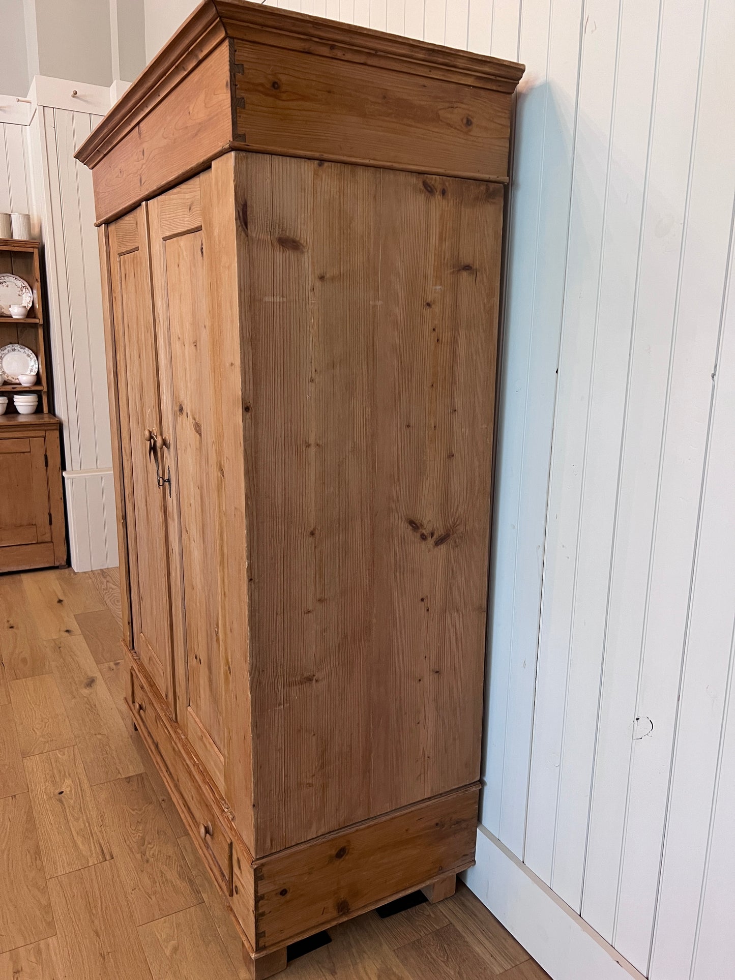 Single Drawer Knockdown Wardrobe