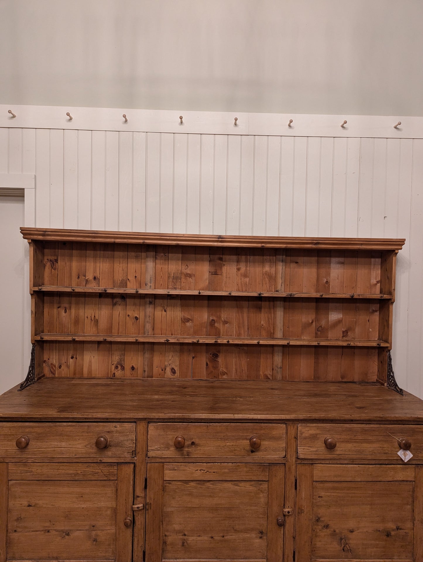 English Pine Hutch - Metal Brackets