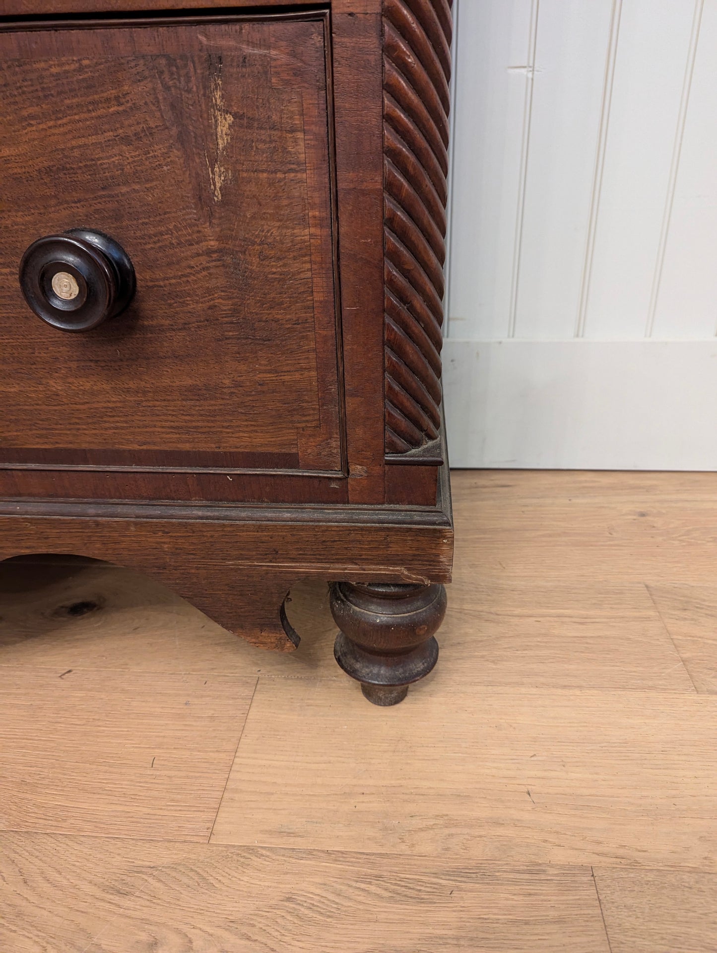 Welsh Oak Chest of Drawers