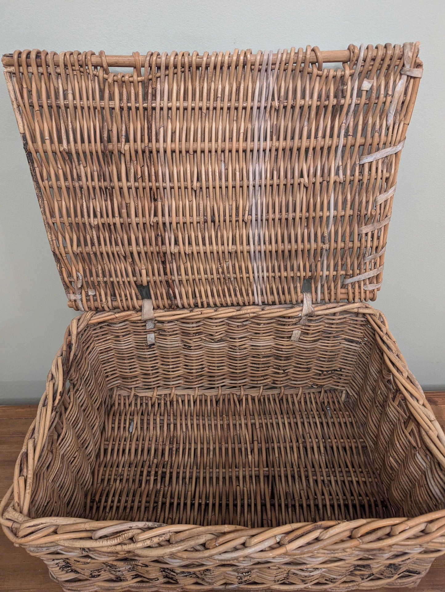 English Laundry Basket "Central"