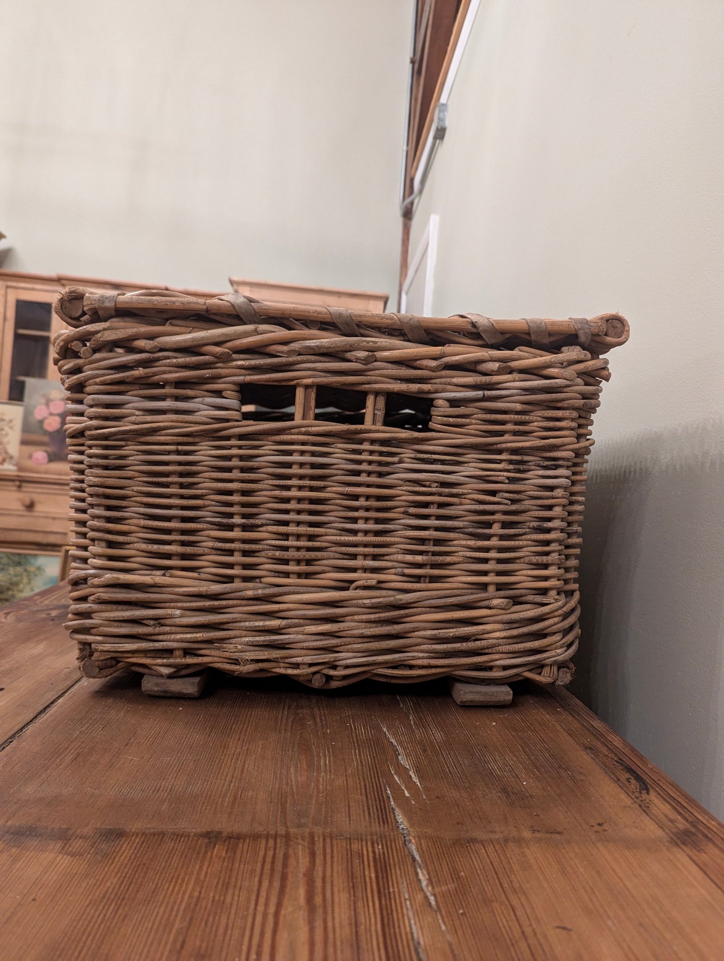 English Laundry Basket "Central"