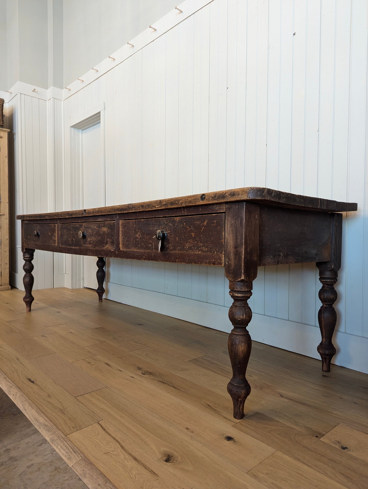 Exceptional English Preparatory Table