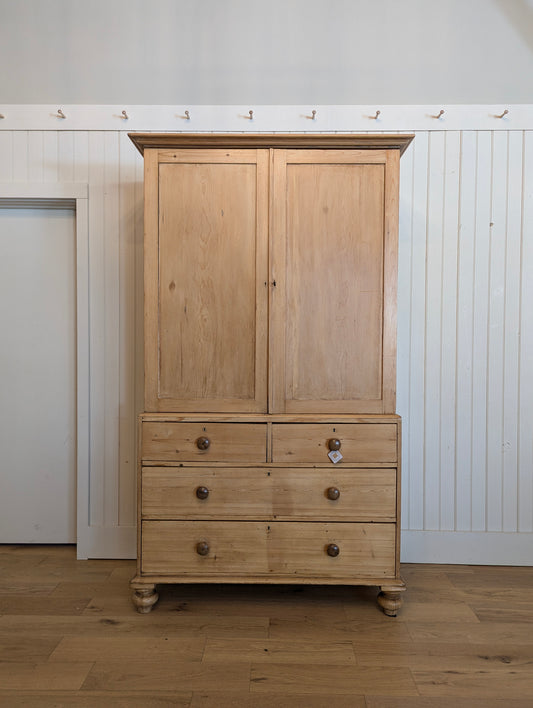 Impressive Pine Linen Press