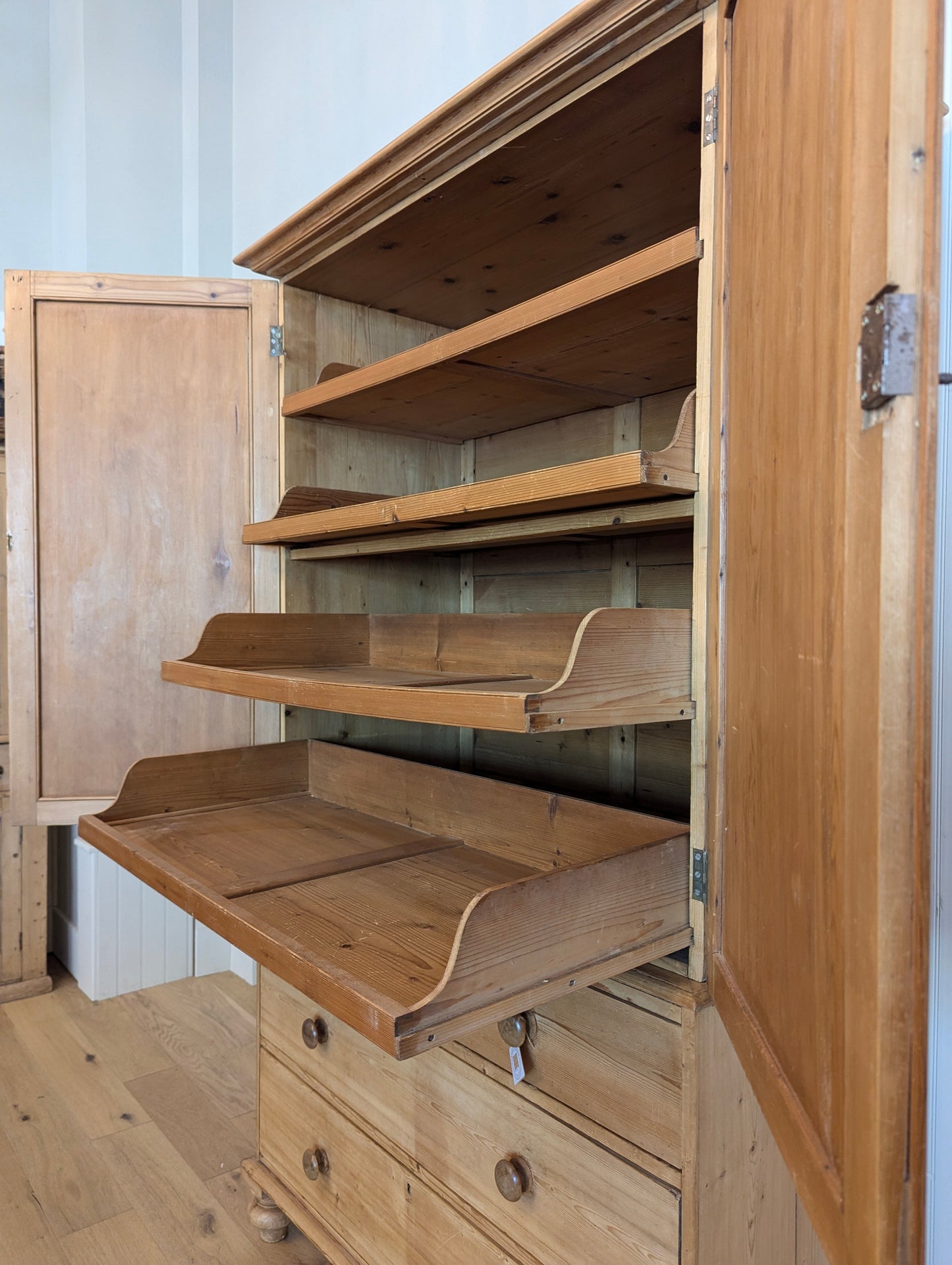 Impressive Pine Linen Press