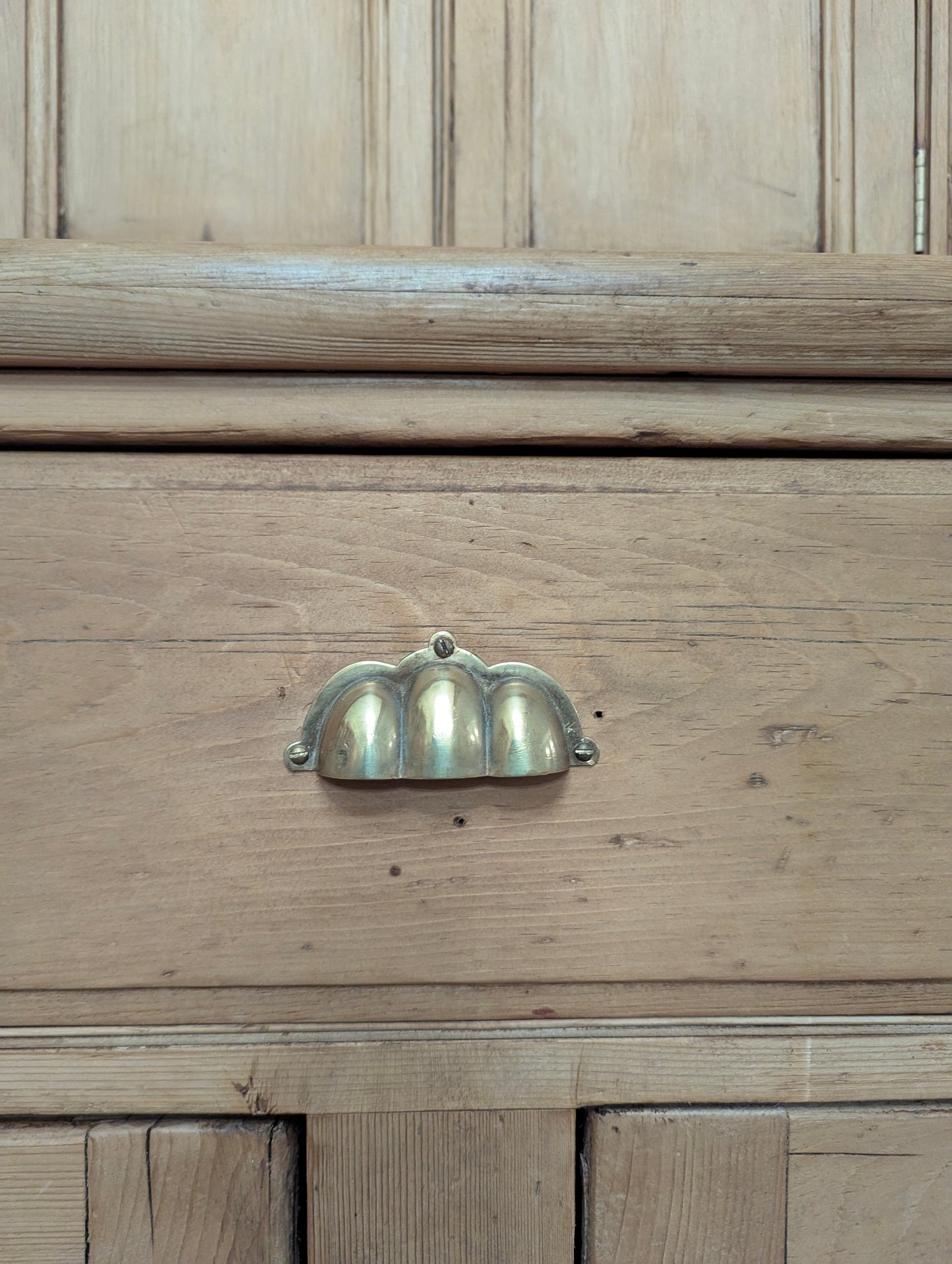 6 Door Pine Hutch - Brass Handles