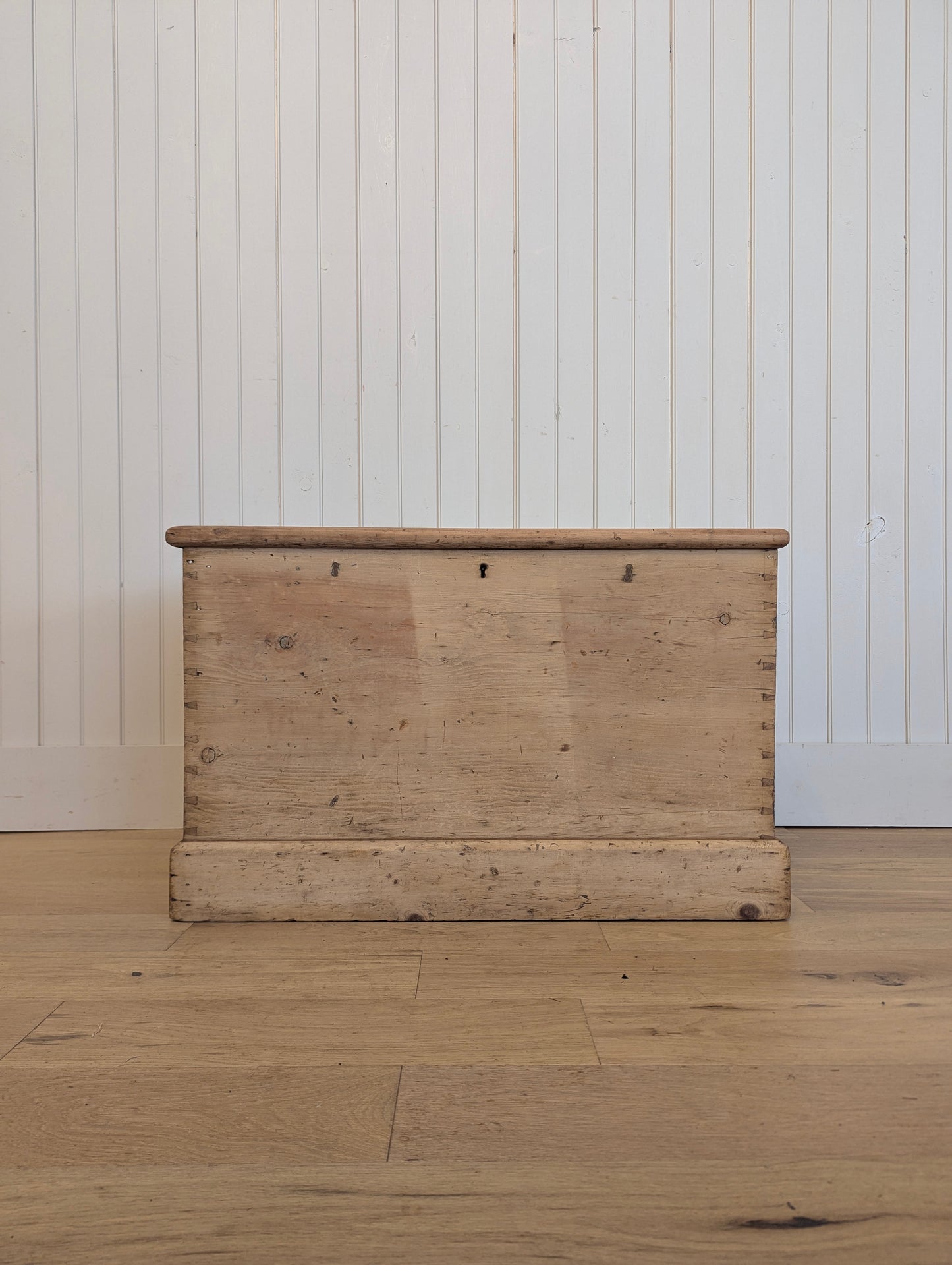 Pine Blanket Box