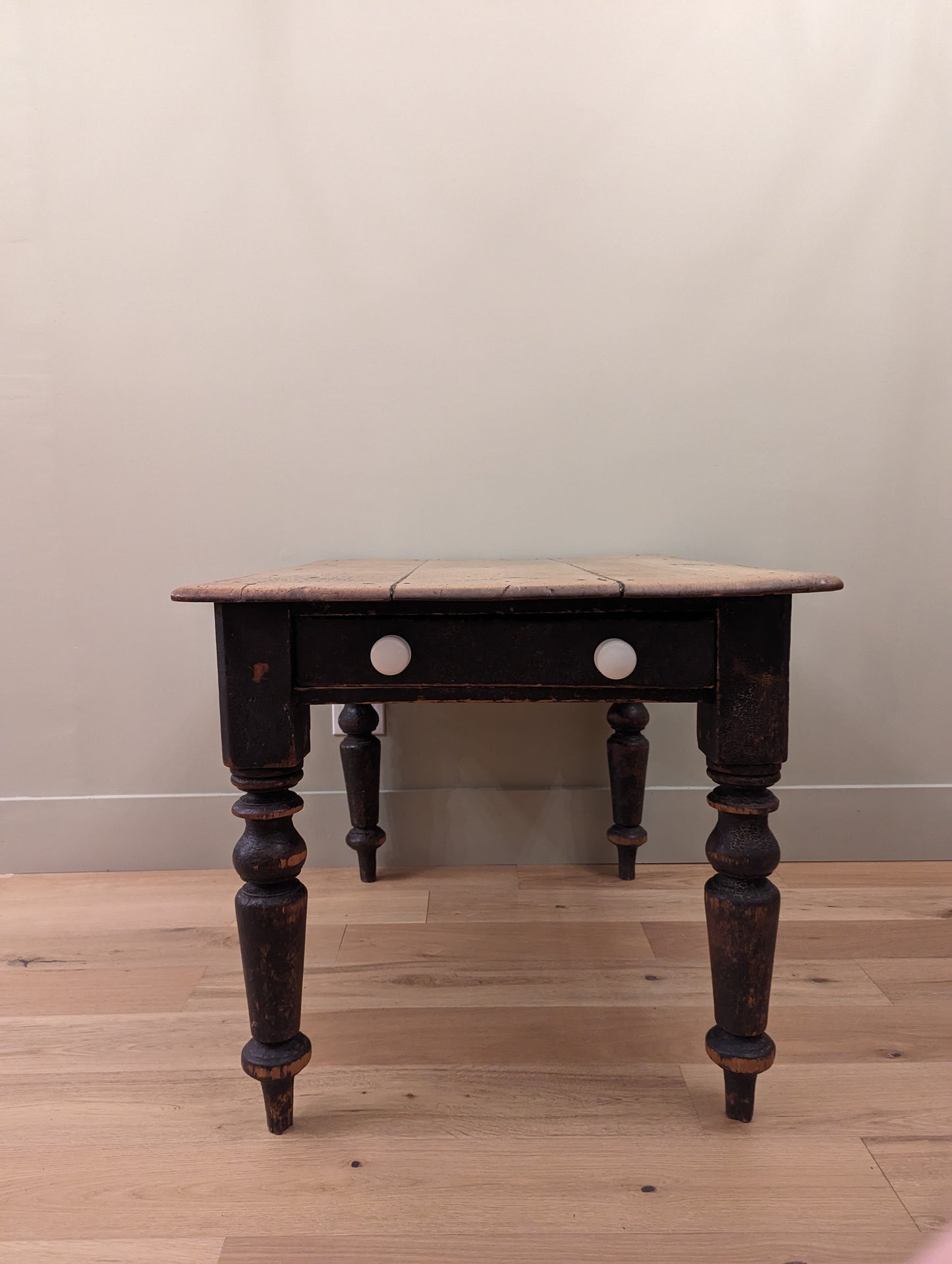Victorian Pine Scrubbed Top Table