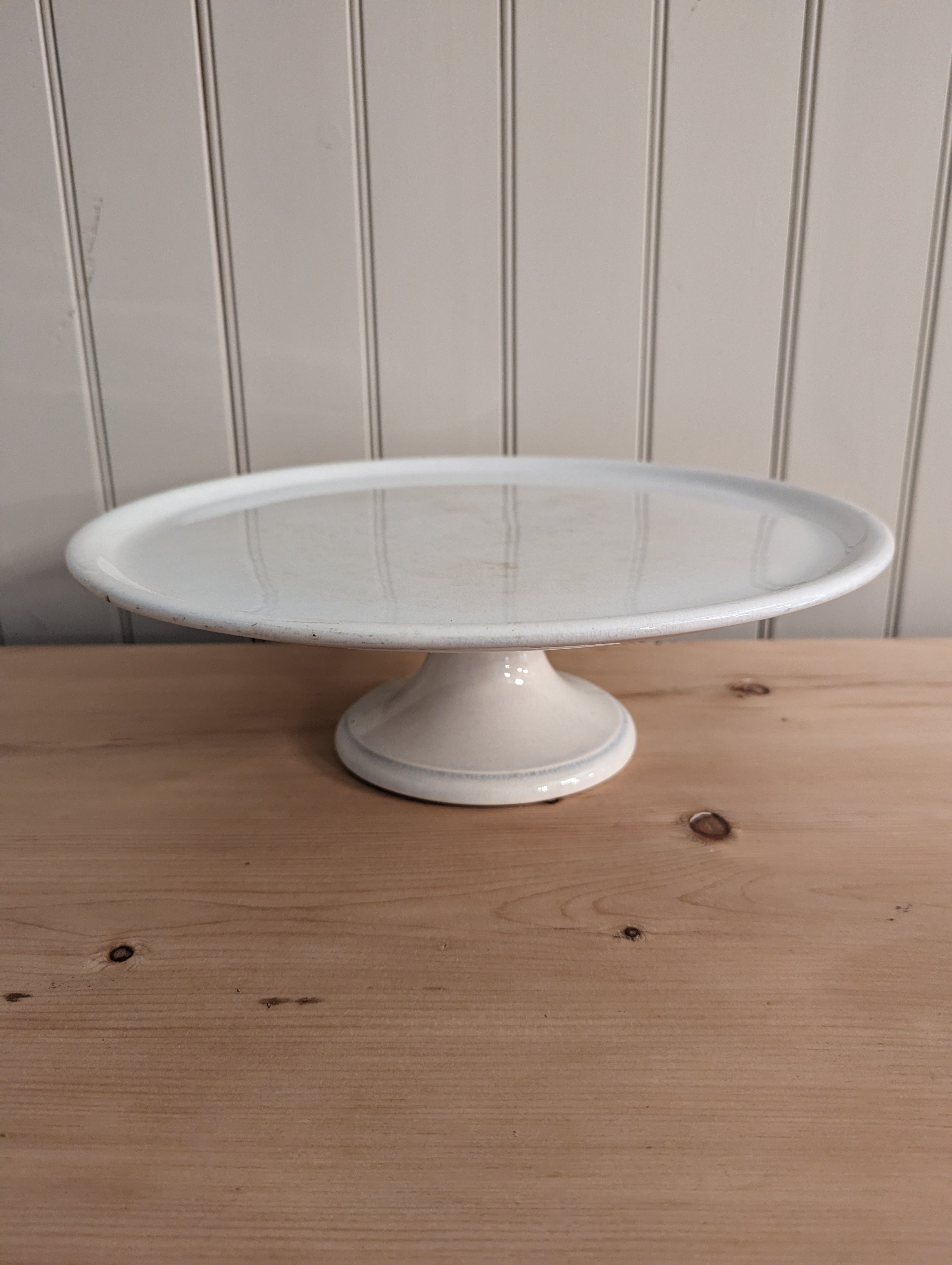 Ironstone cake cheap stand