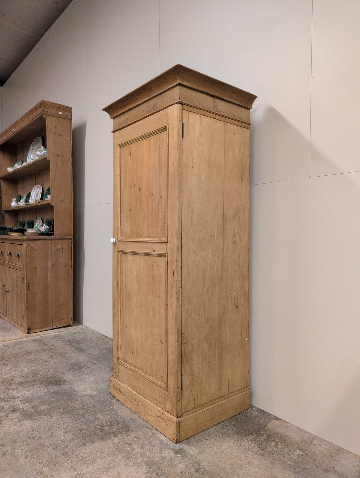 Single Door Hall Cupboard