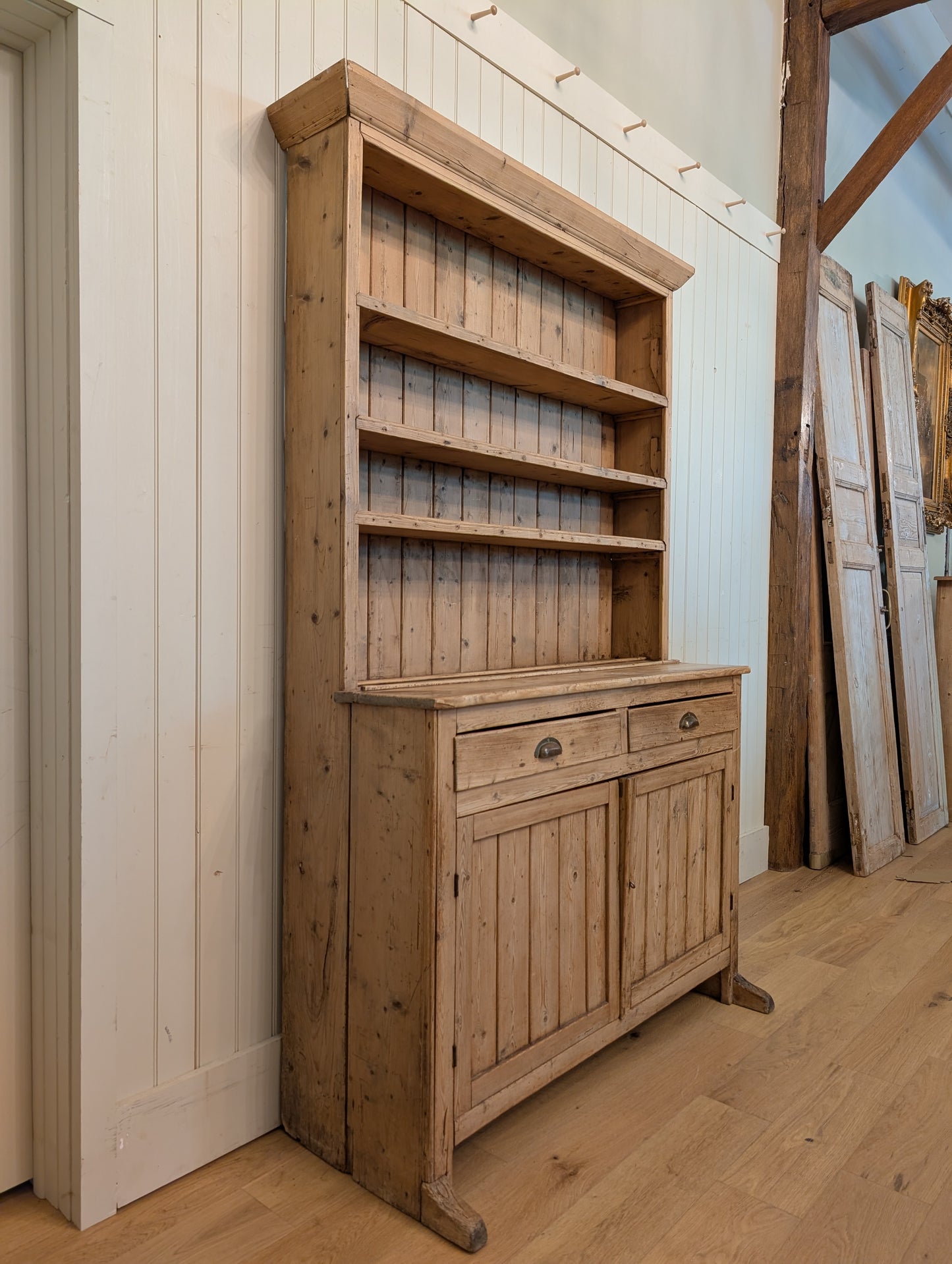 One Piece Irish Pine Hutch