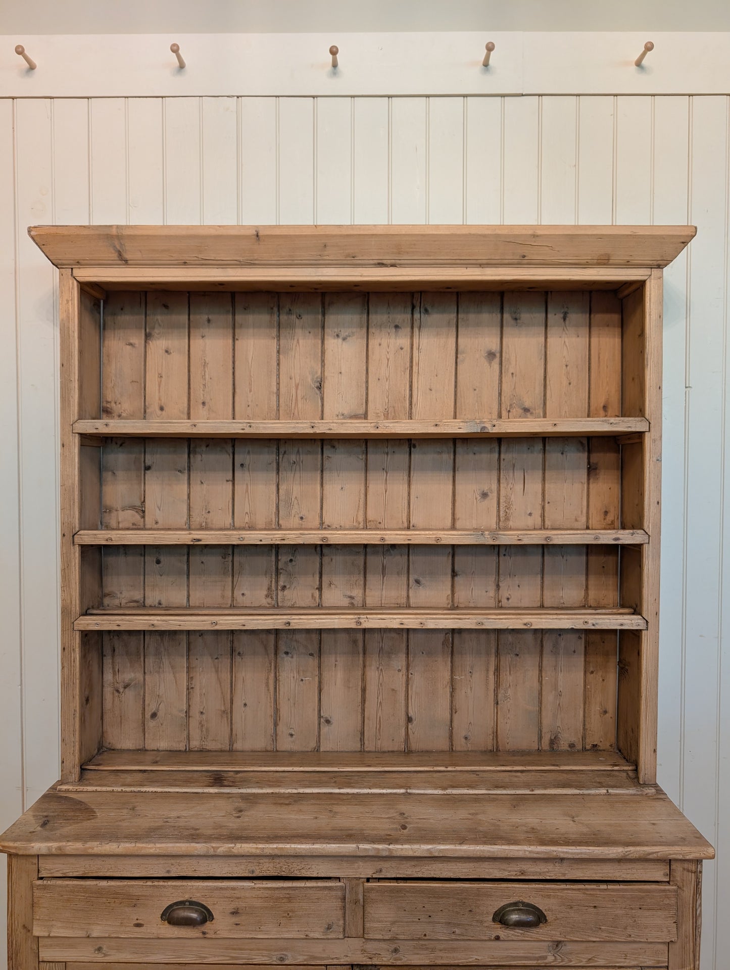 One Piece Irish Pine Hutch