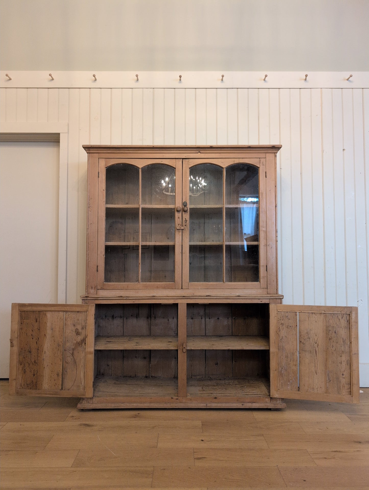 Glazed Double Arch Dresser