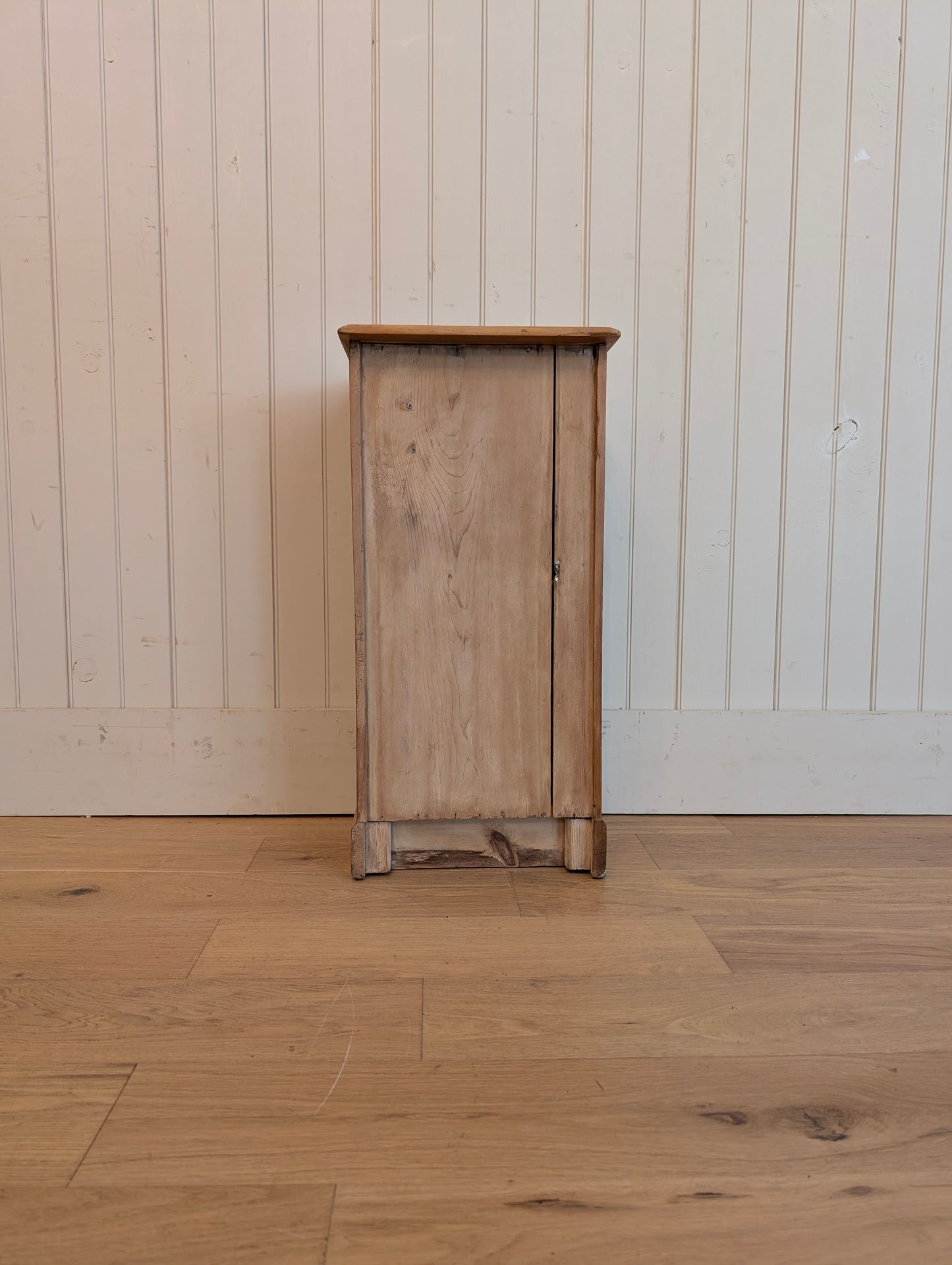 Single Door Pine Bedside