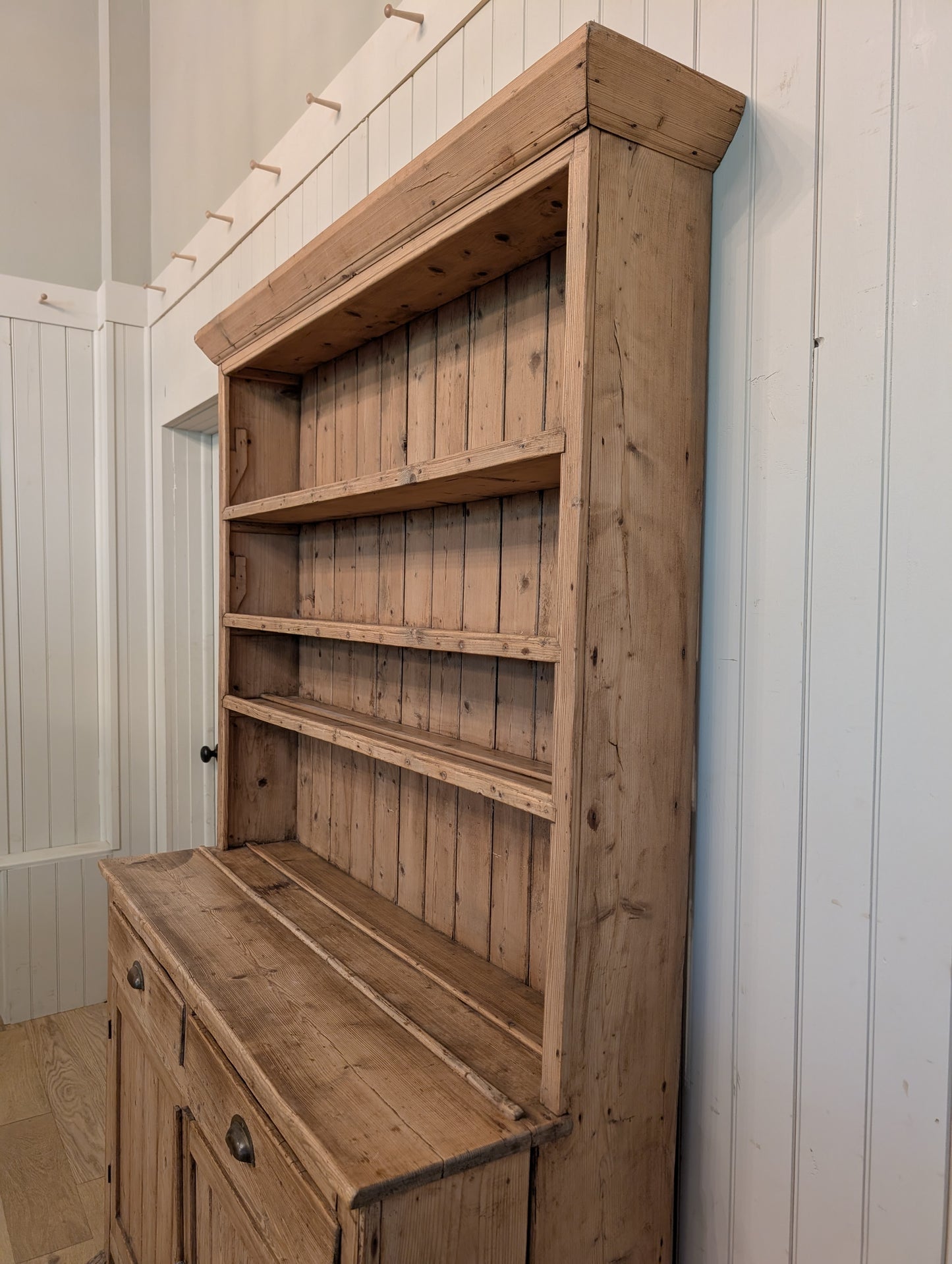 One Piece Irish Pine Hutch