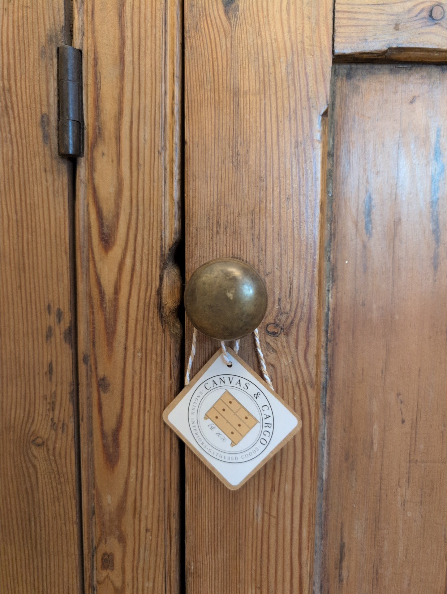 3 Over 3 Graduated Shelving Hutch