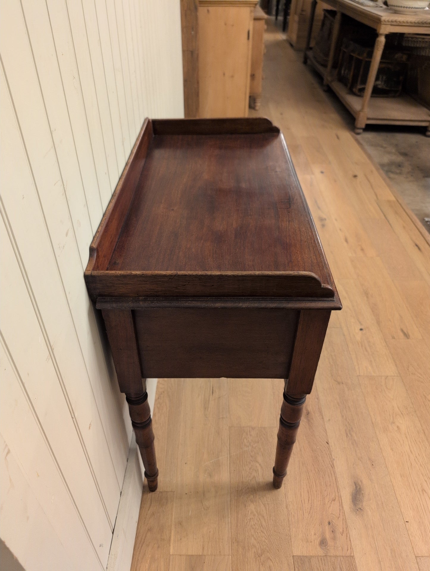 Mahogany Vanity Table