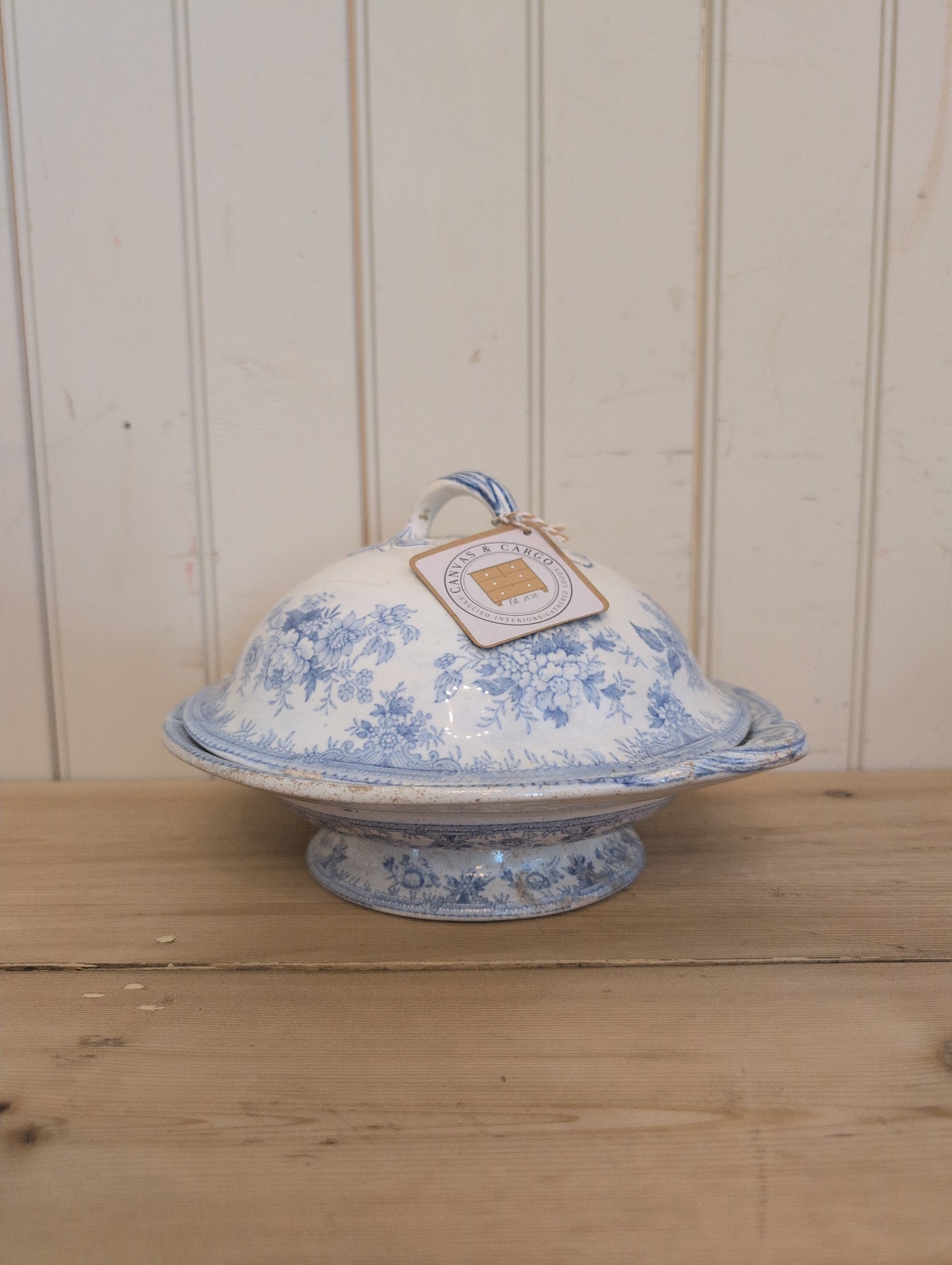 Asiatic Pheasant Round Tureen with Lid