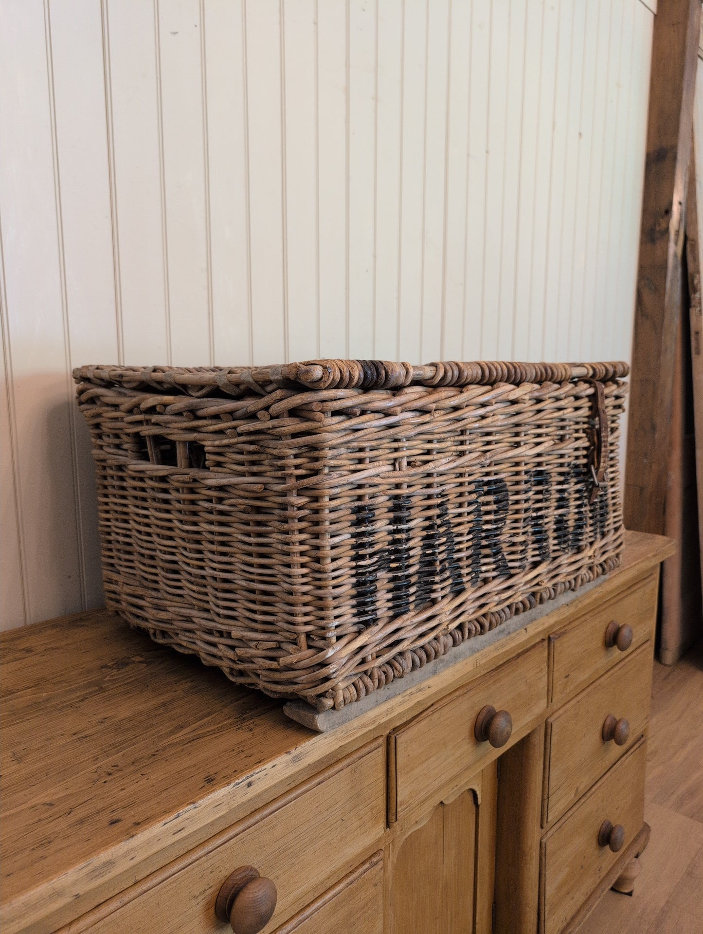 English Laundry Basket Harrow