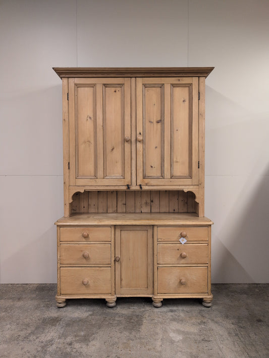 Country House Scullery Cupboard