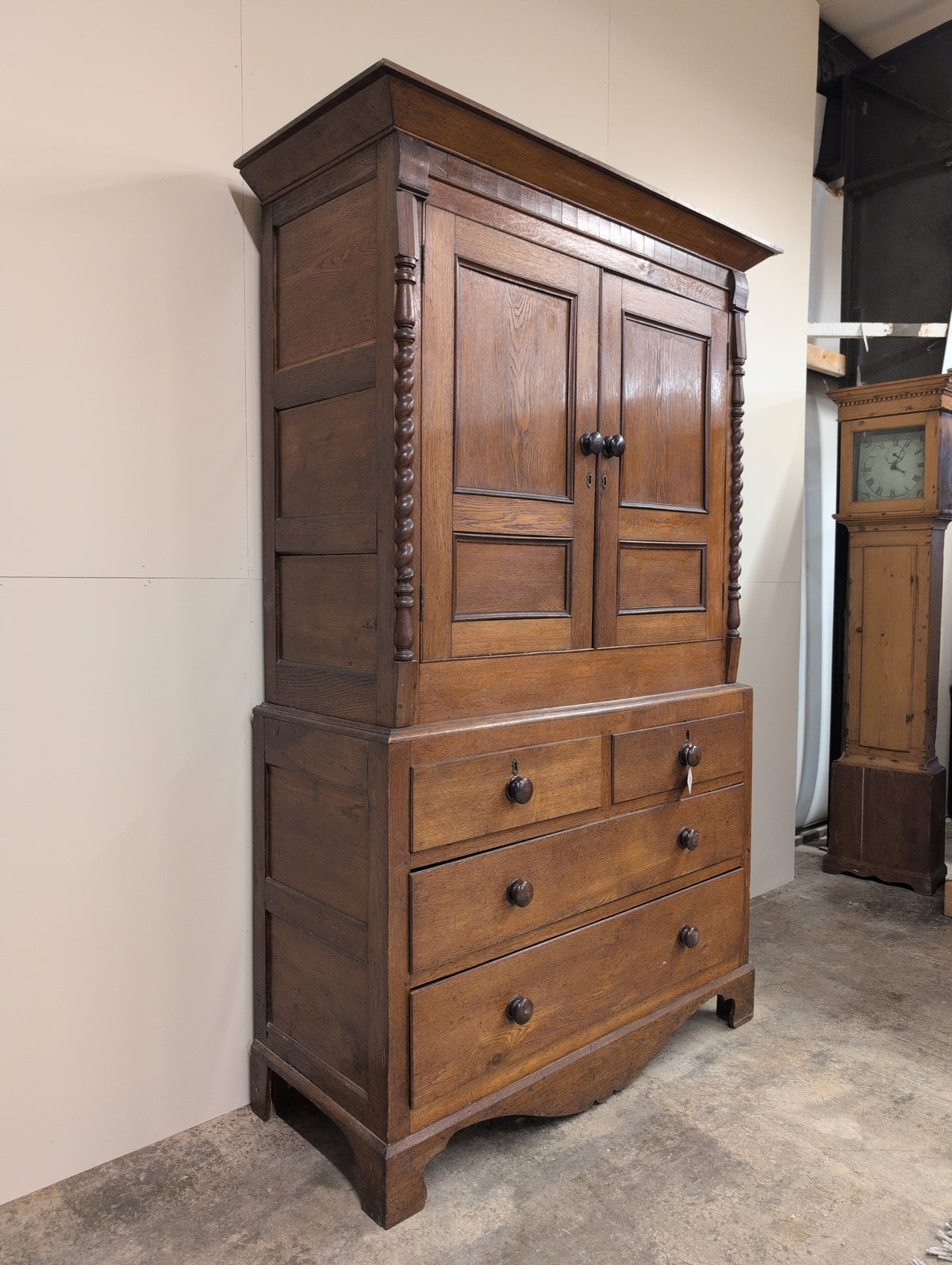 English Oak 2 Over 2 Linen Press