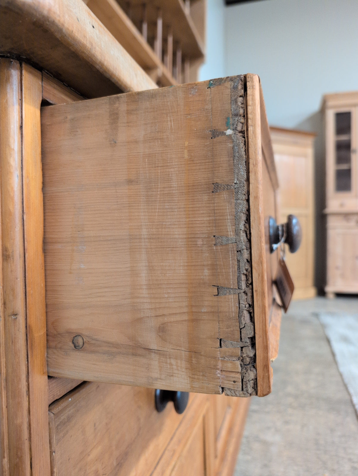 Traditional Country House Dresser