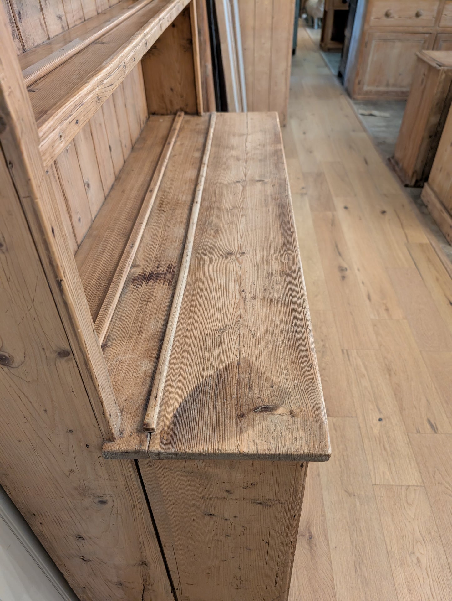 One Piece Irish Pine Hutch