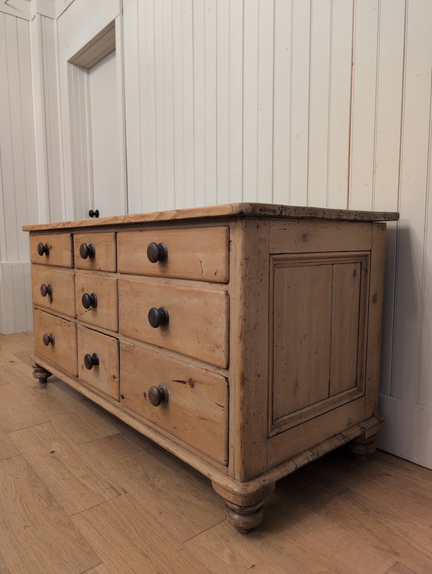 English Pine Bank of 9 Drawers