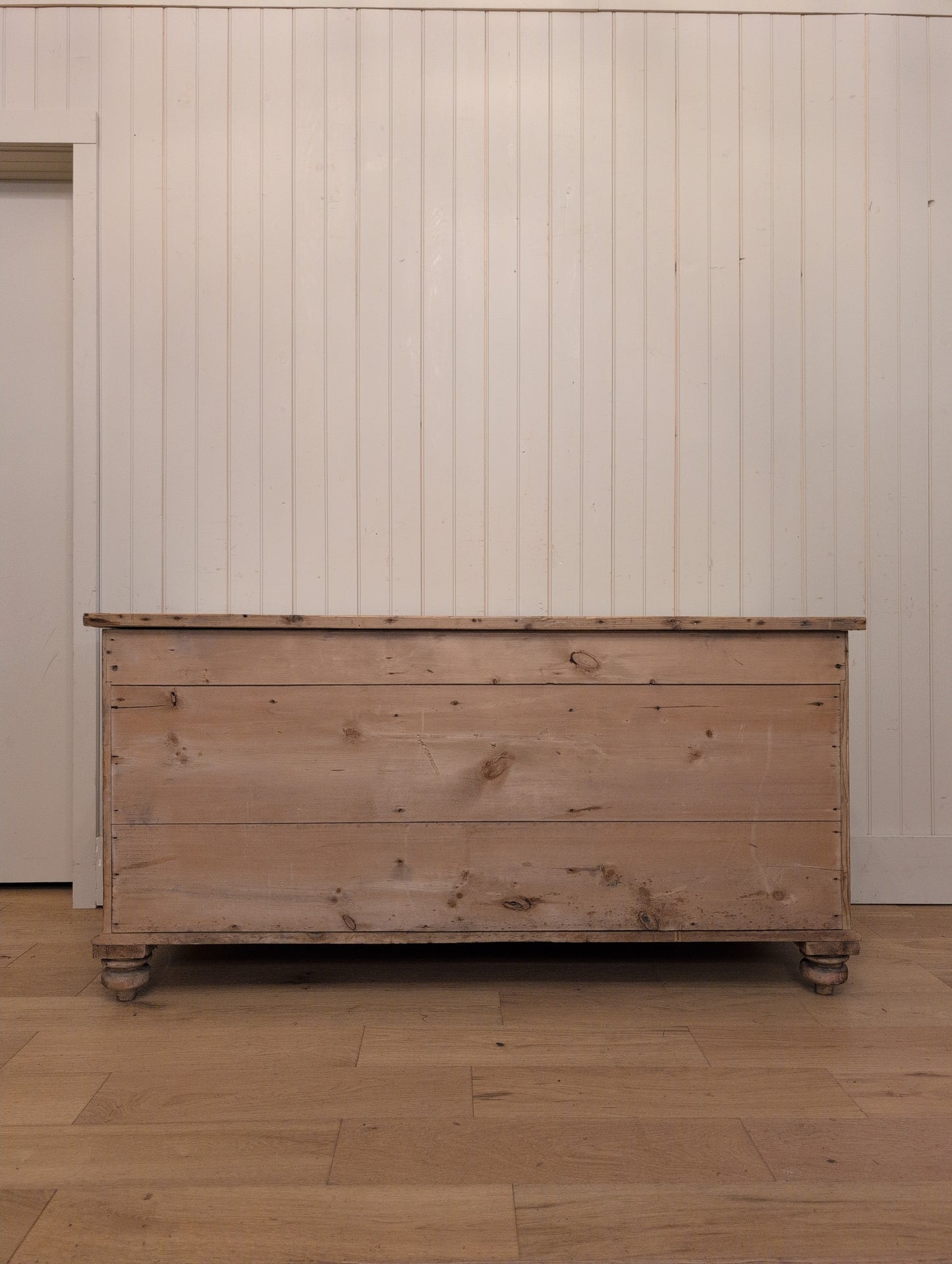 English Pine Bank of 9 Drawers