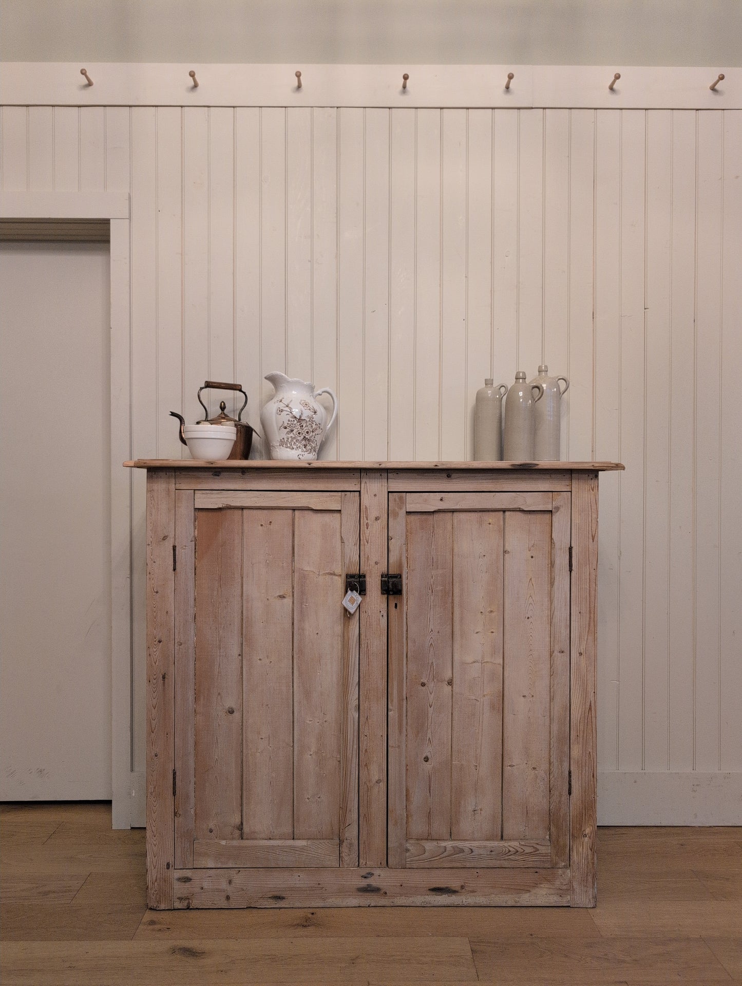 2 Door Larder Cupboard