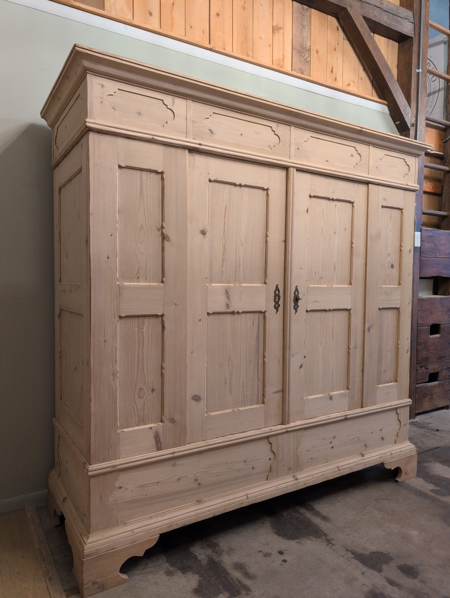 Grand Stripped Pine German Wardrobe