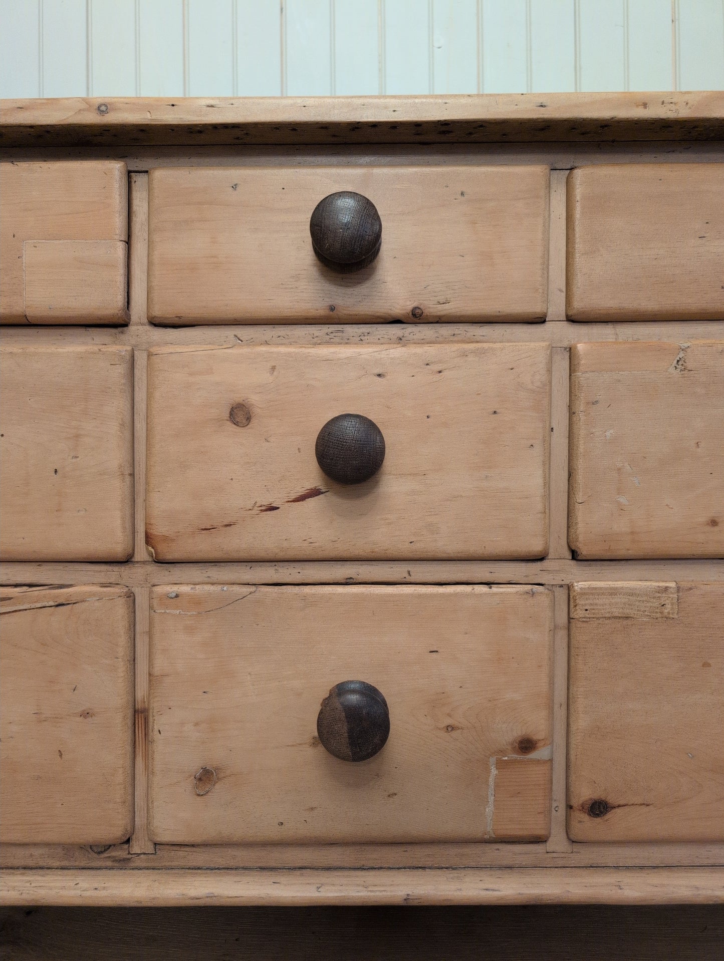 English Pine Bank of 9 Drawers