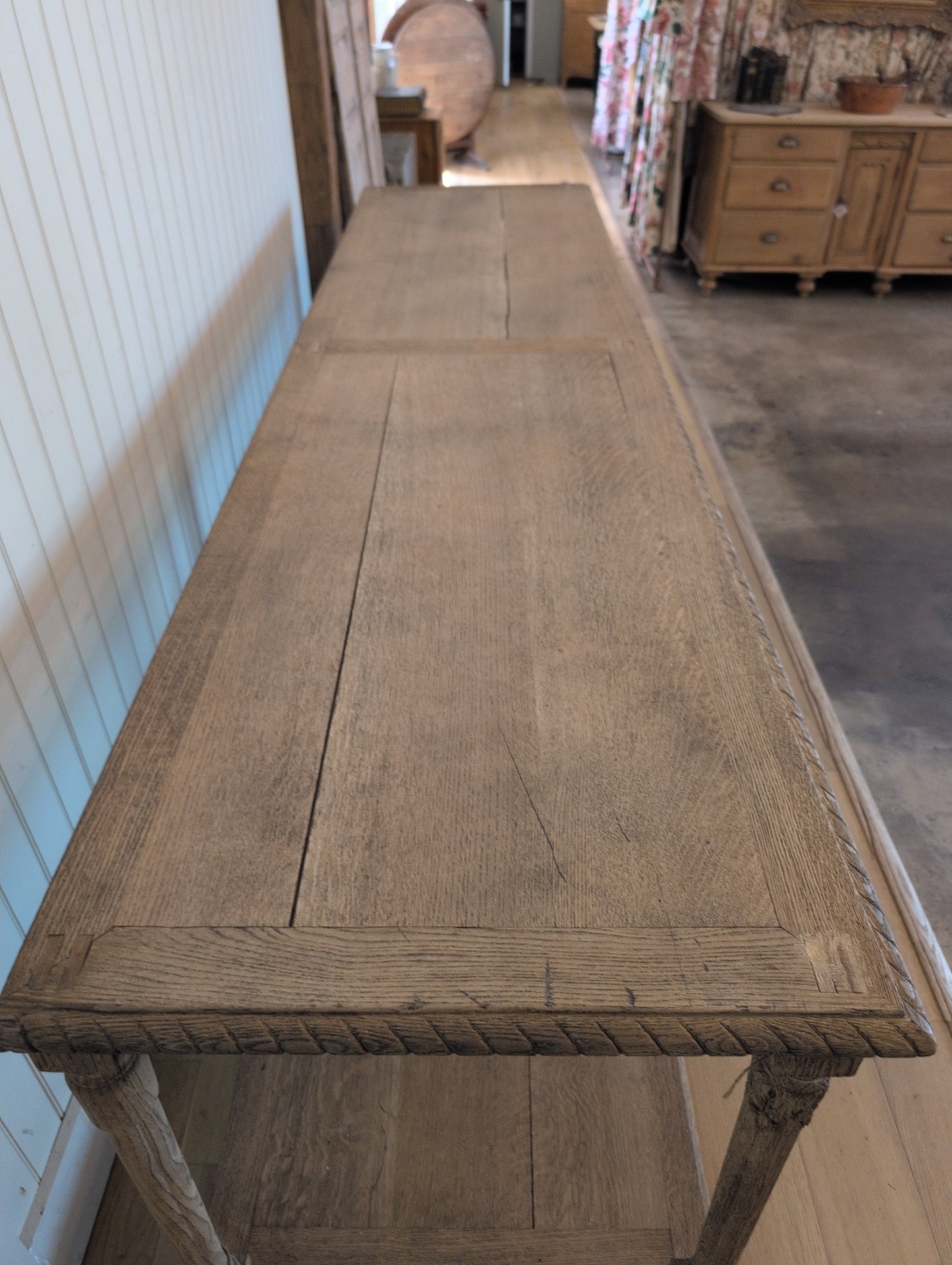 Scrubbed Oak Belgian Drapers Table 3