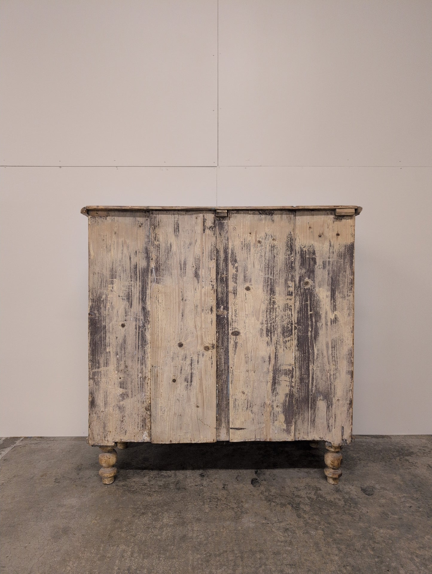 Victorian Pine 2 Over 3 Chest