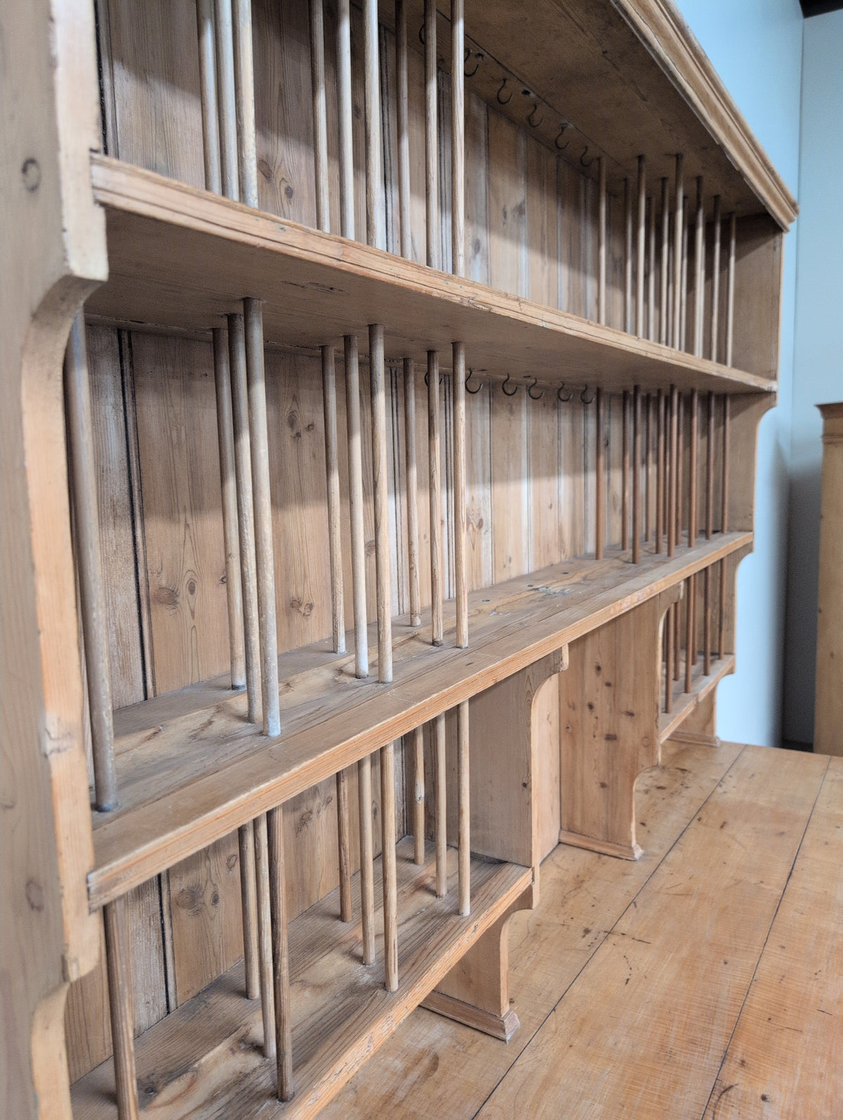 Traditional Country House Dresser